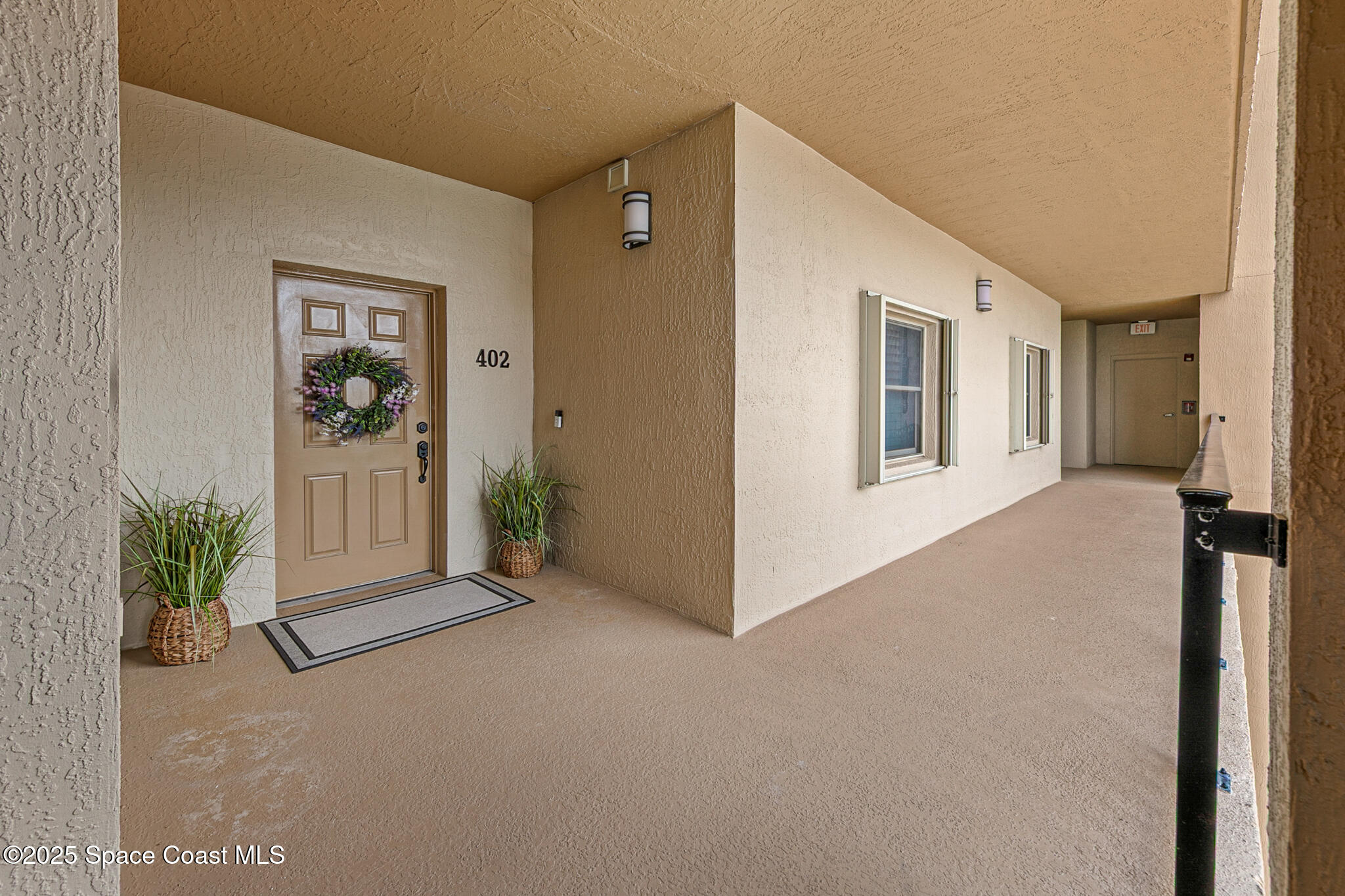 29 Riverside Drive 402