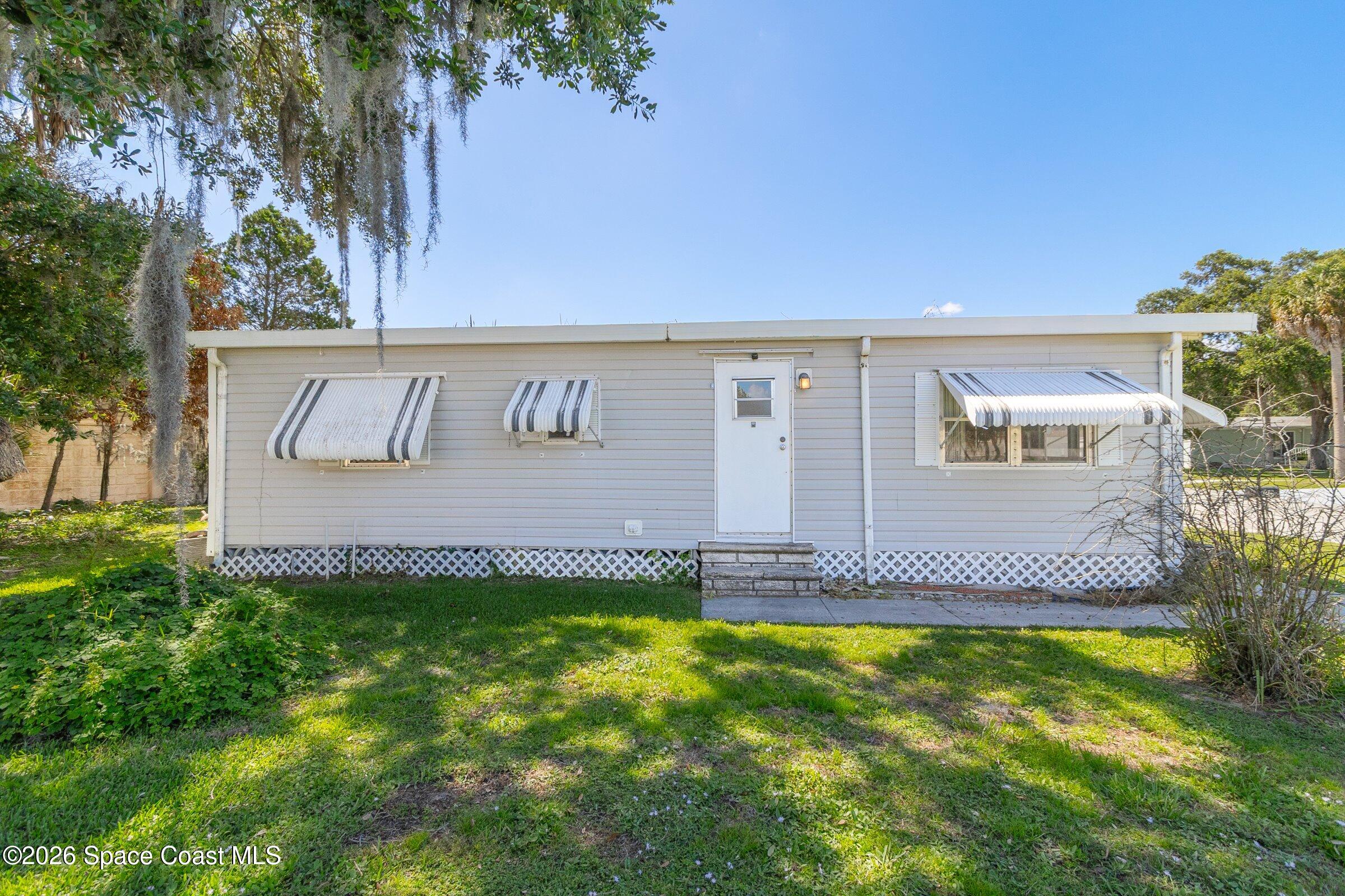 320 Holiday Park Boulevard NE