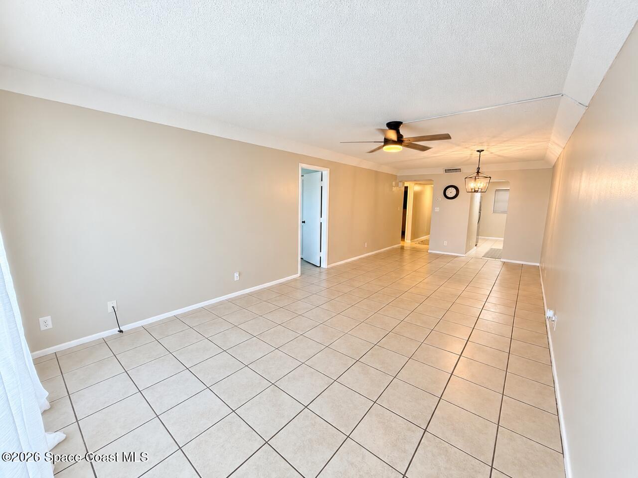 500 Palm Springs Boulevard 711