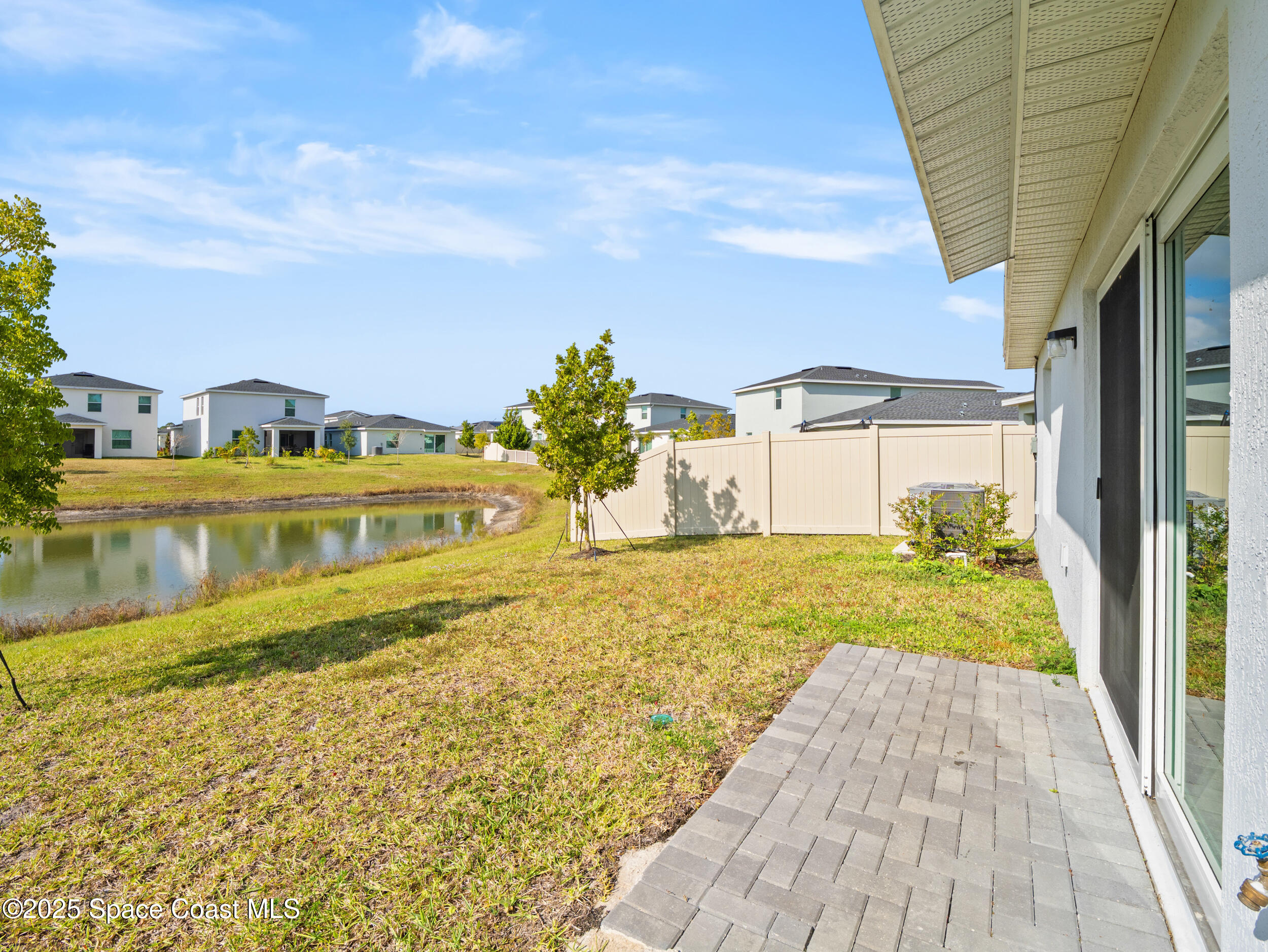 1668 Colebrook Circle SW