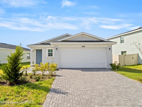 Photo of 1668 Colebrook Circle SW, Palm Bay, FL 32908 (MLS # 1064232)