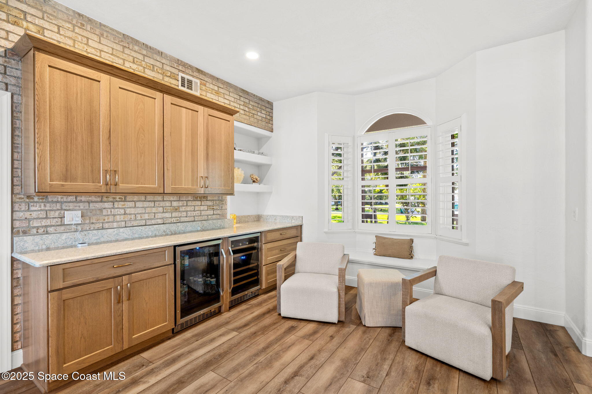 2115 River Oaks Court