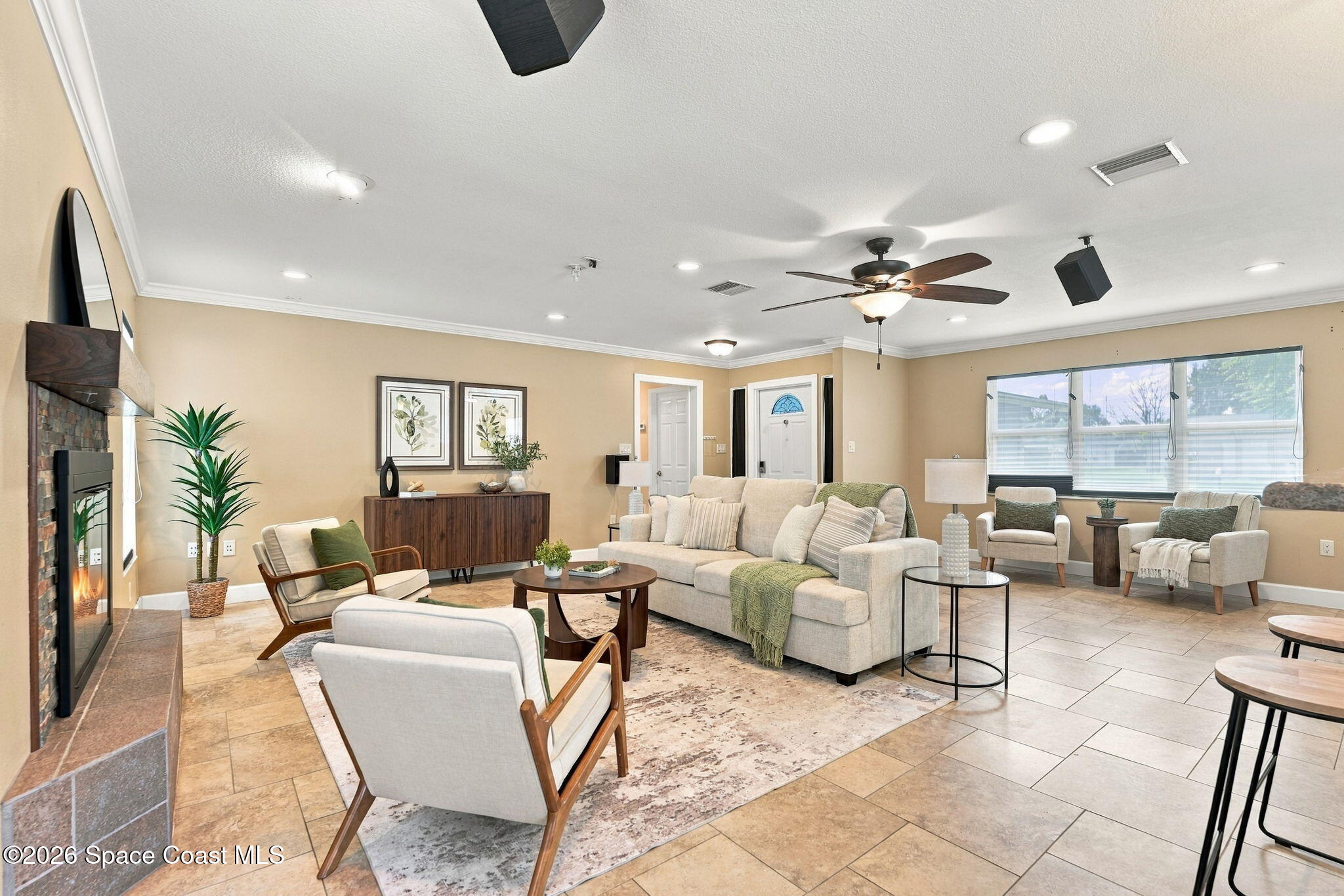 970 Bellaire Lane