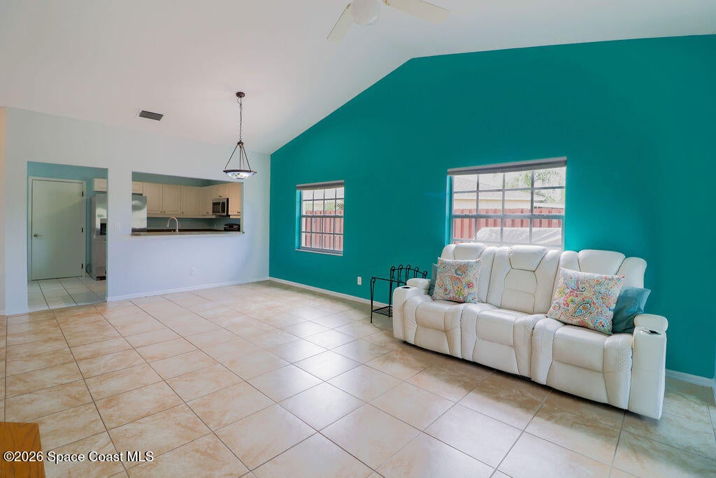 907 Bimini Avenue