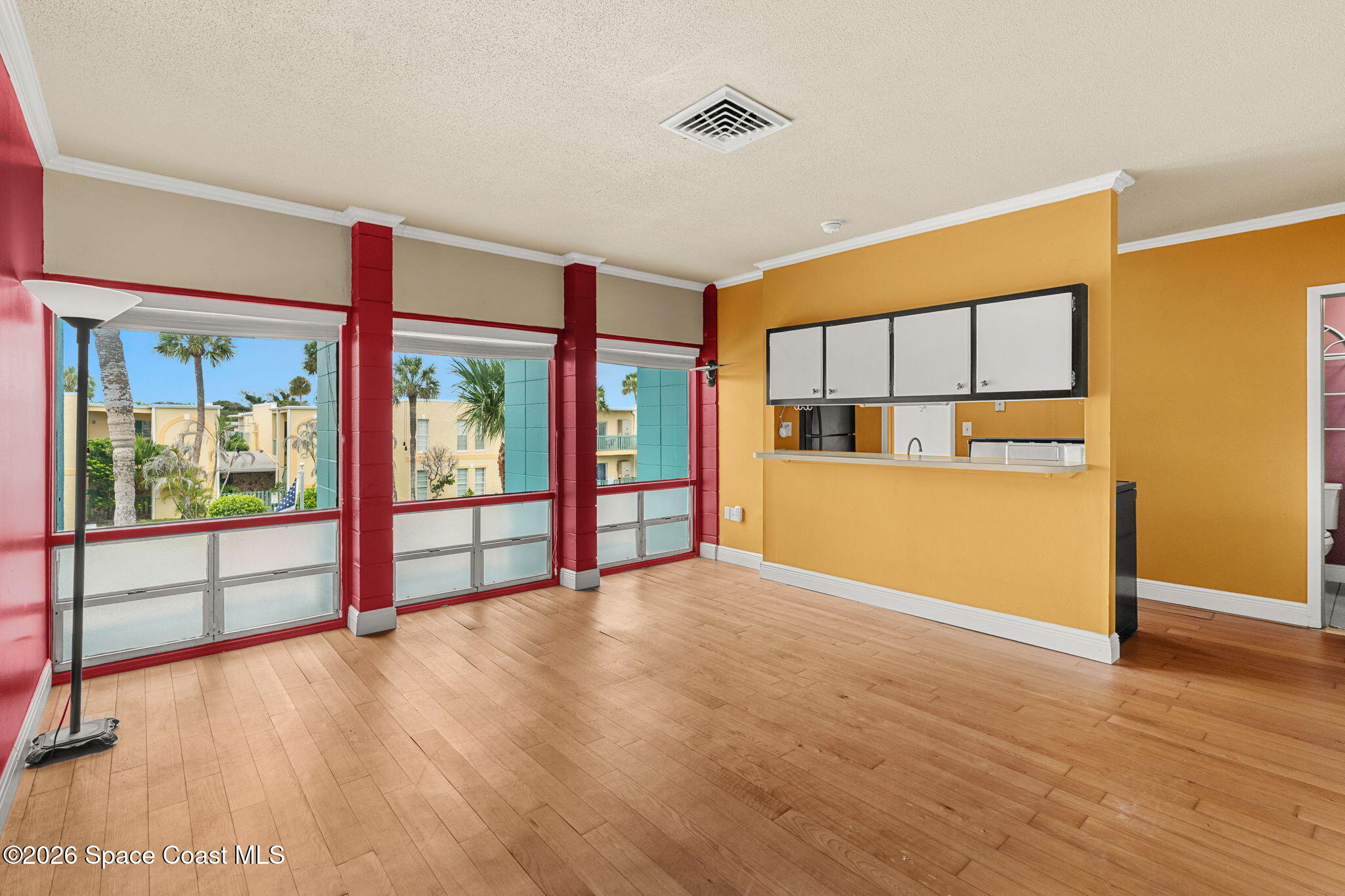 351 Taylor Avenue E24