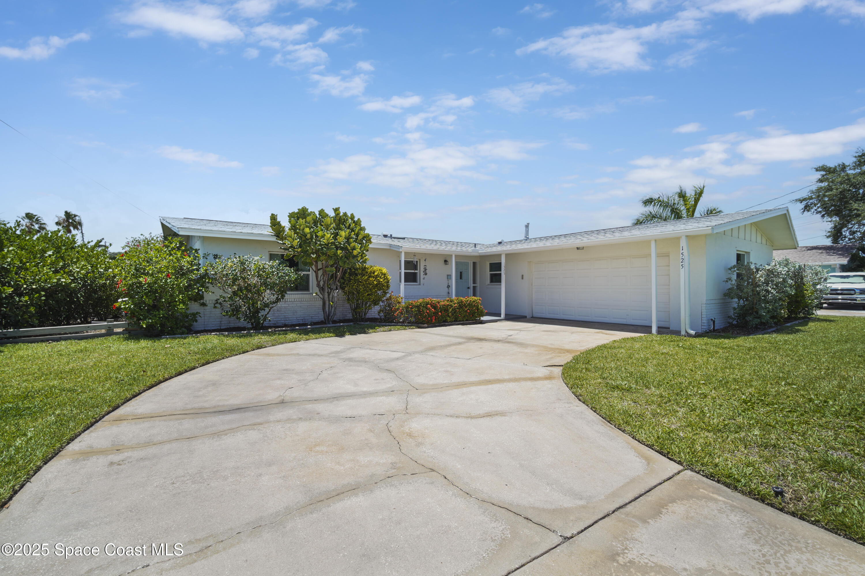 1525 Tuna Street