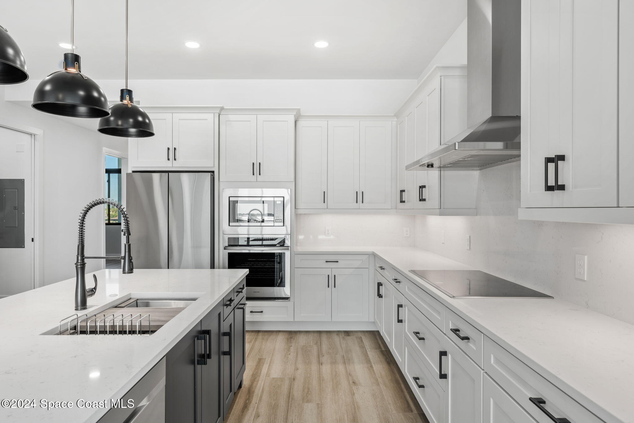 225 Strand Drive 301