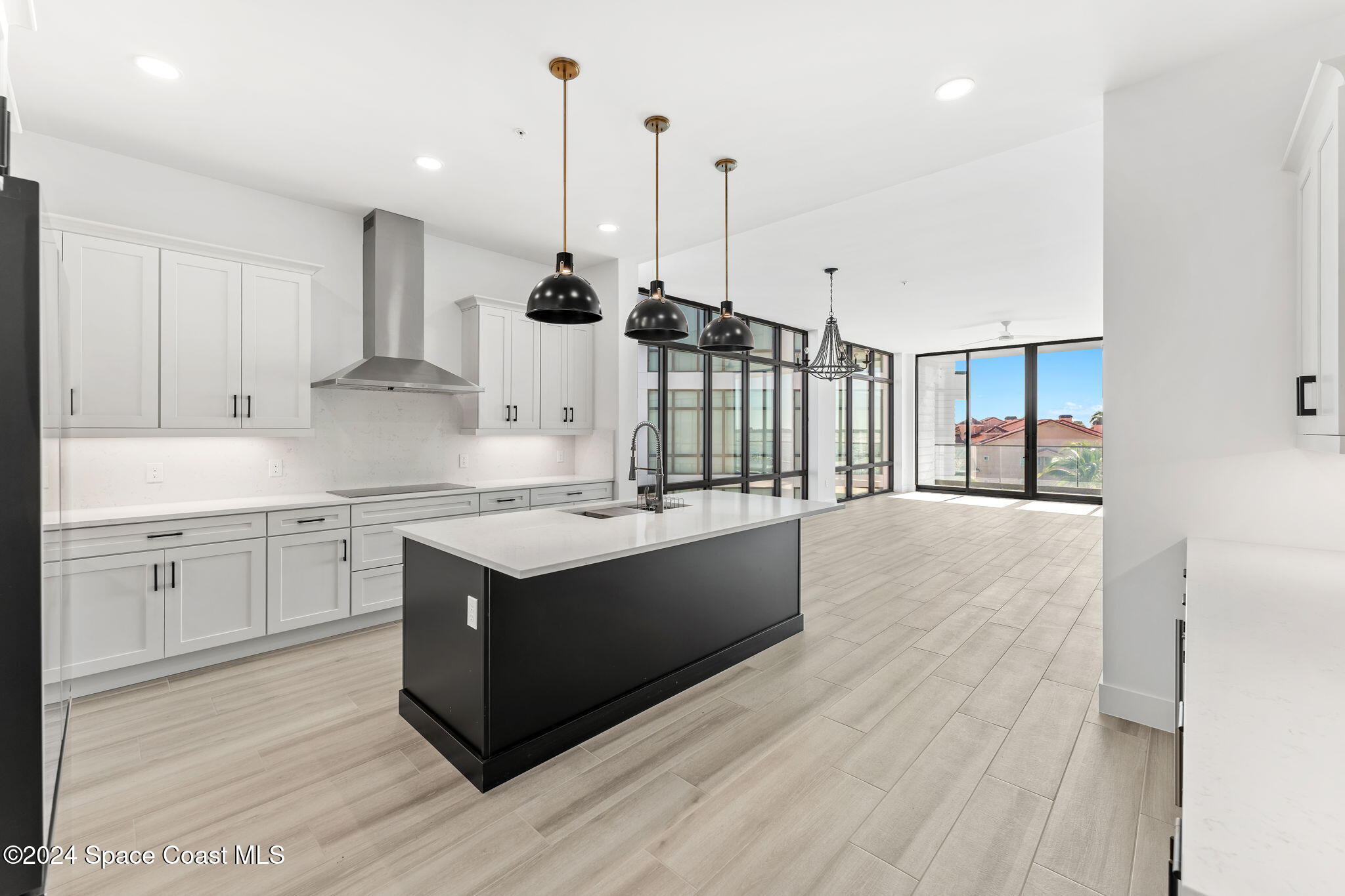 225 Strand Drive 301