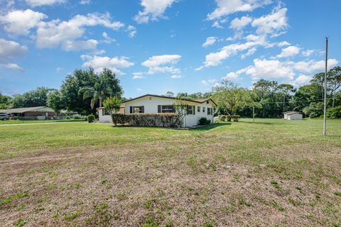 A home in Mims