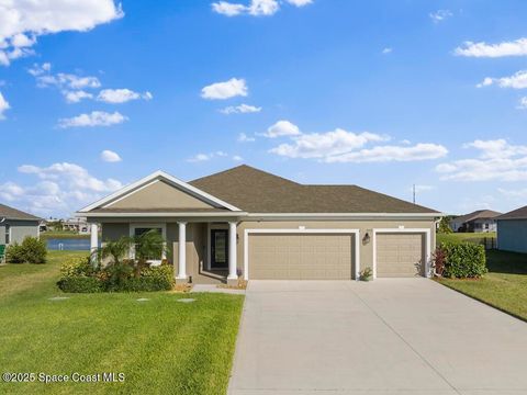 8476 Laguna Circle Micco FL 32976
