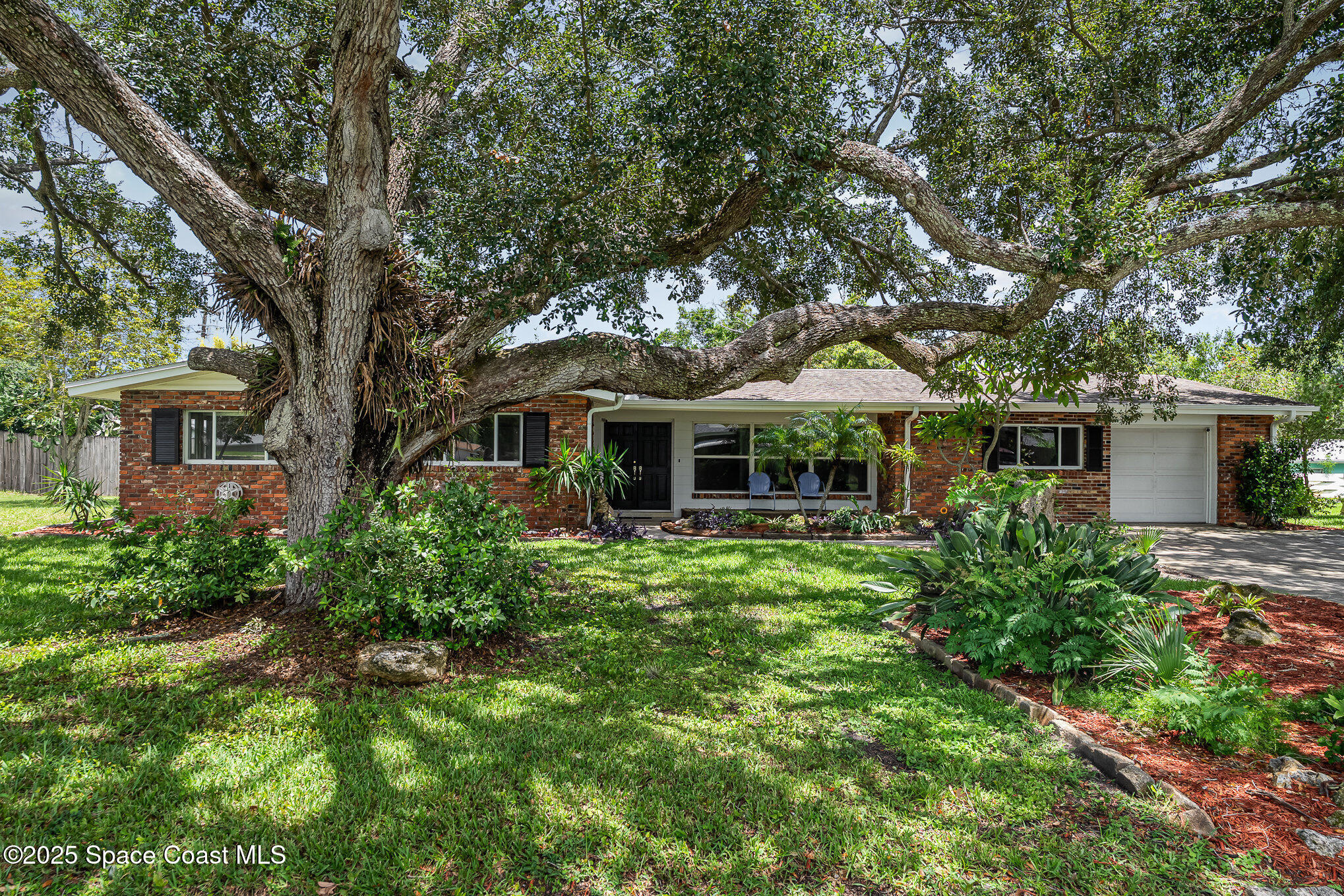 845 Highland Terrace