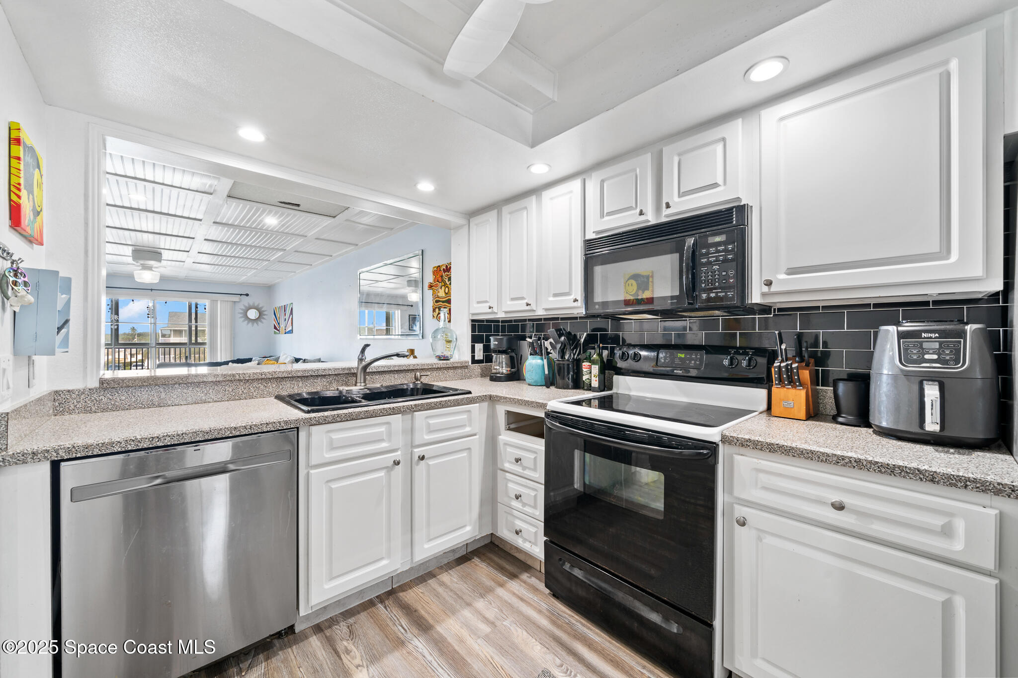 560 S Brevard Avenue 632