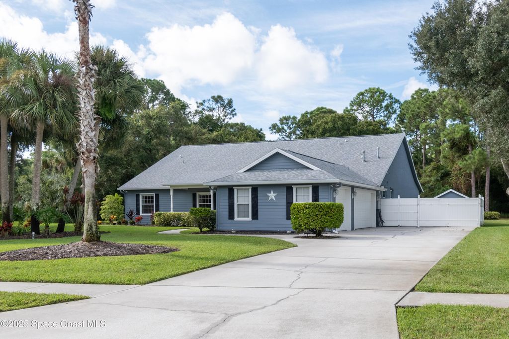 Photo of 149 Dellwood Court SE, Palm Bay, FL 32909 (MLS # 1057852)