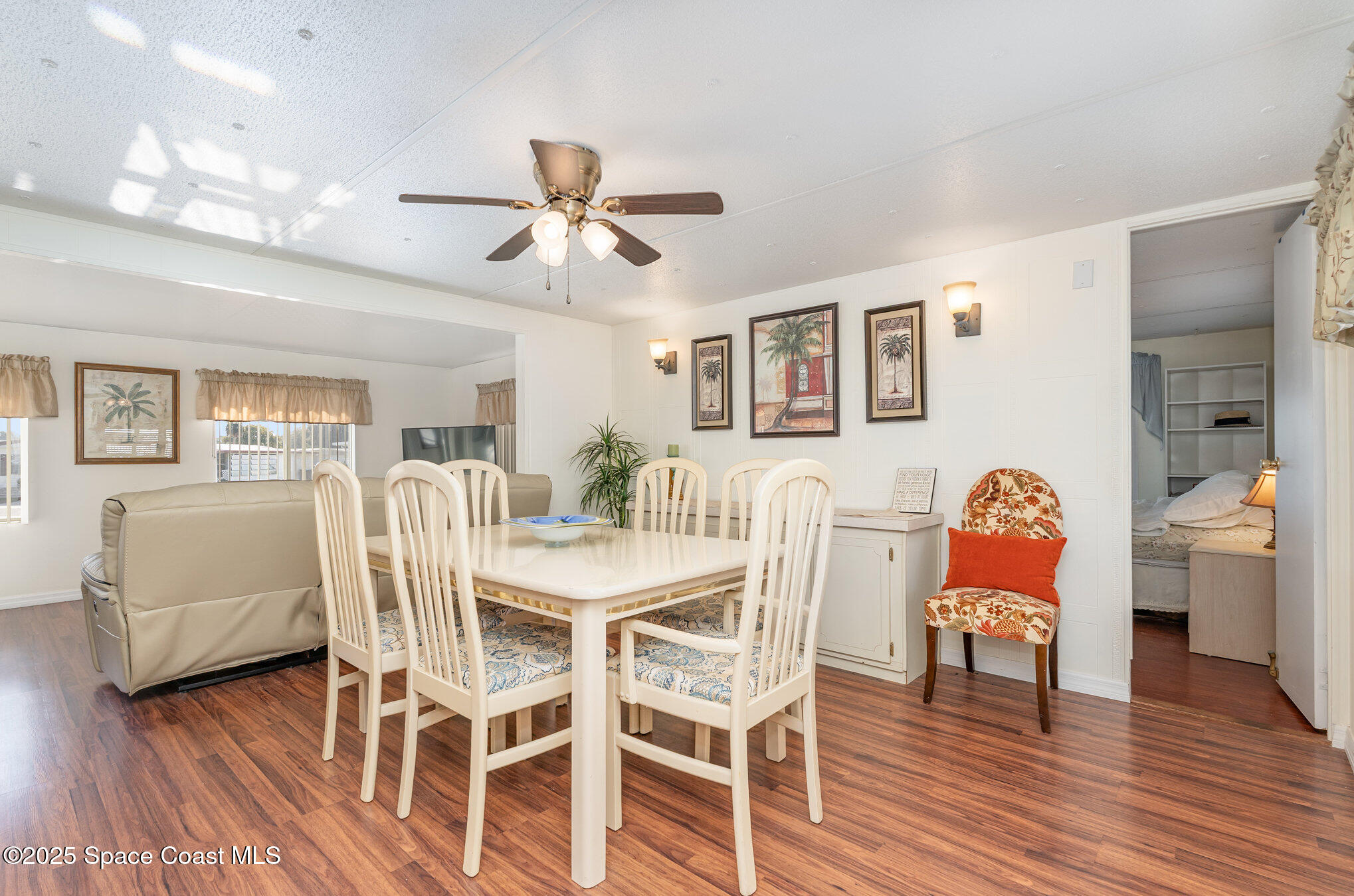 1066 Moonlight Court NE