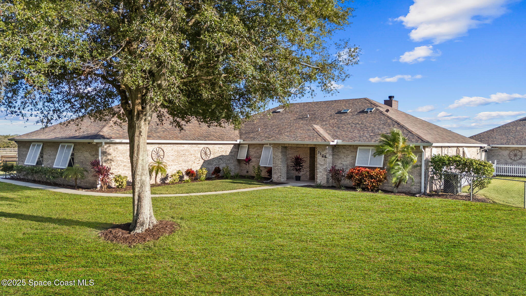 3-web-or-mls-EXTERIOR 27