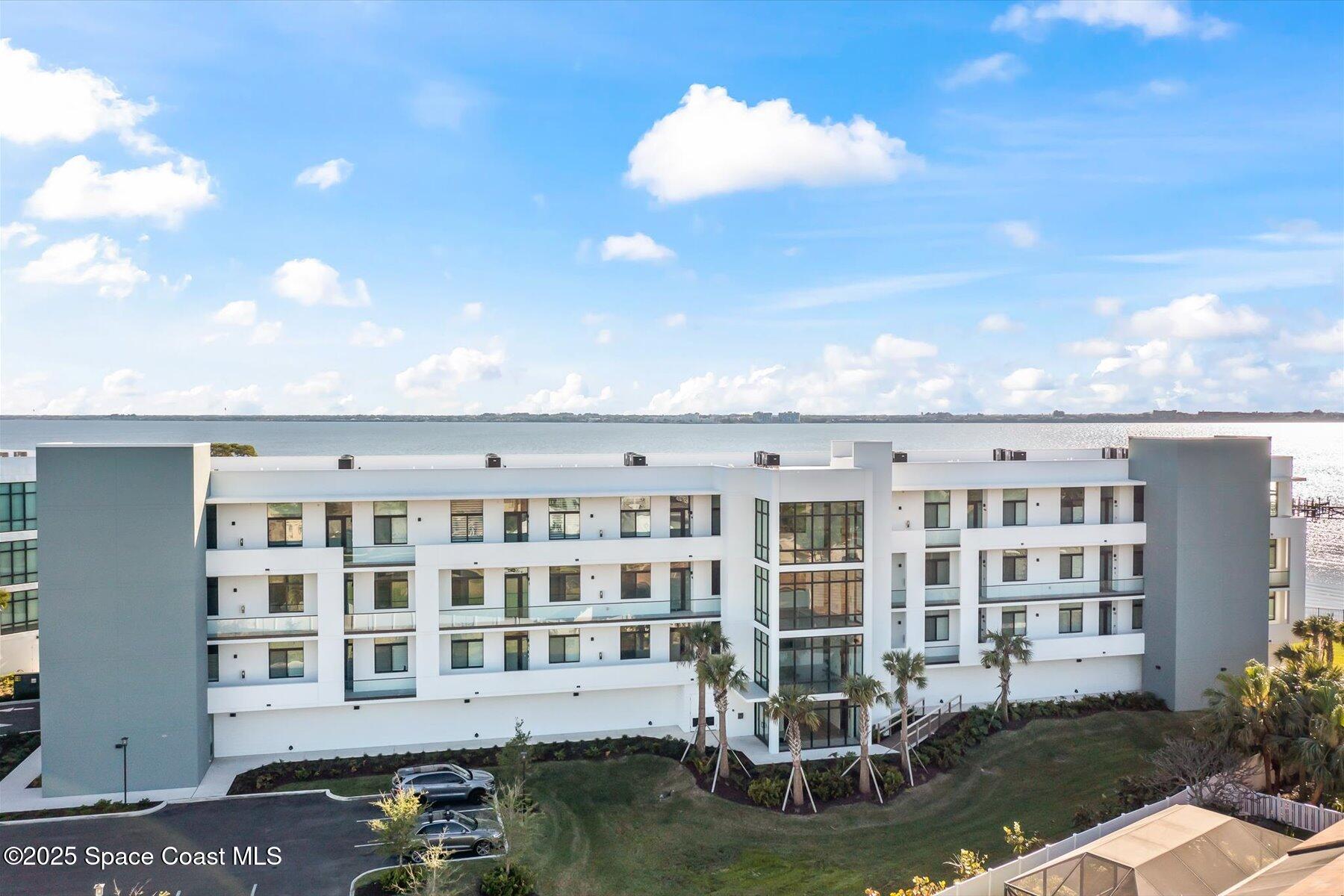 225 Strand Drive 307