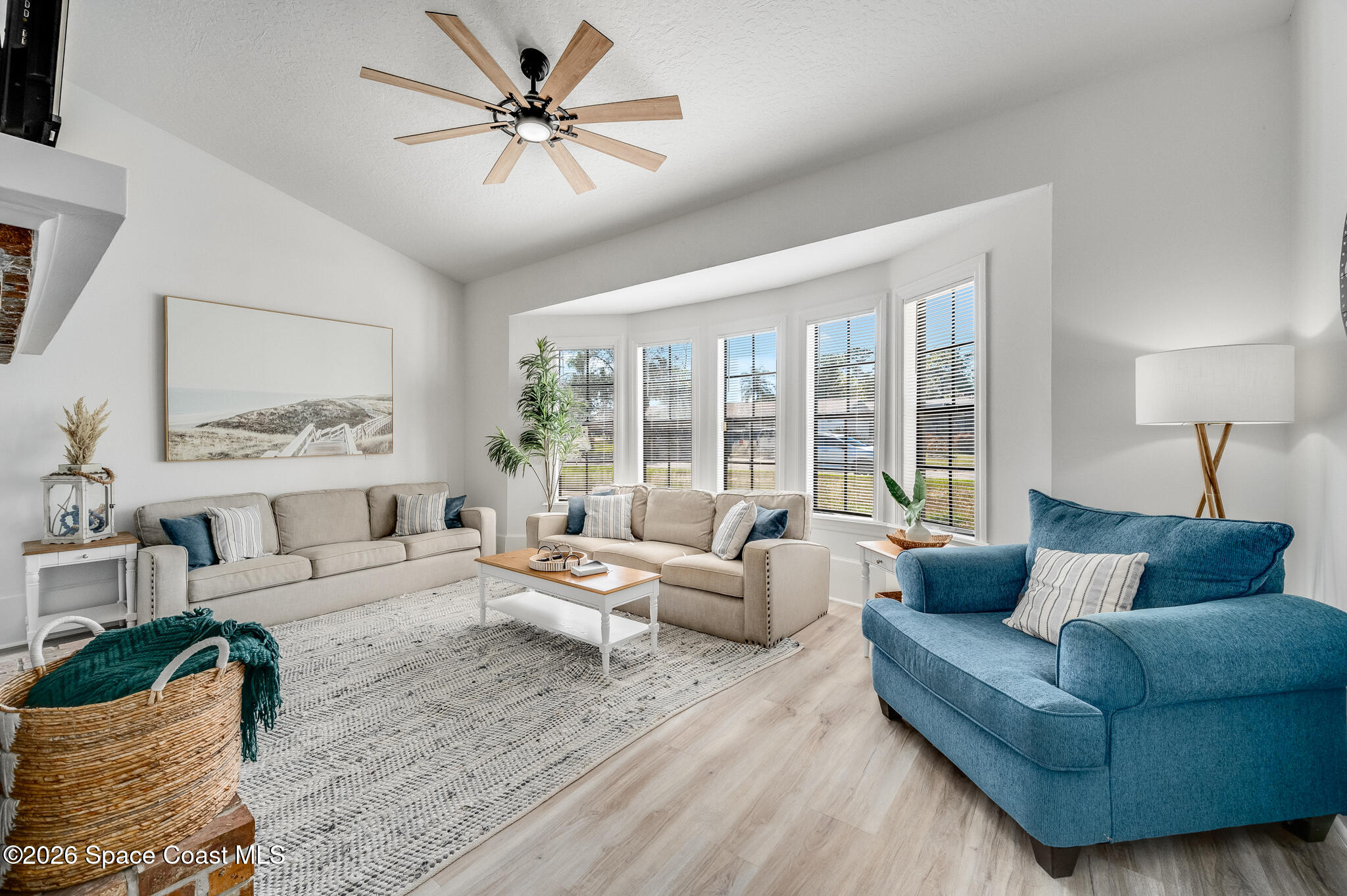 999 Sunswept Road NE