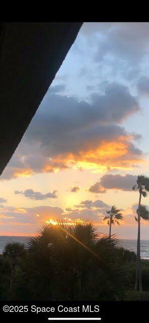 605 Shorewood Drive E306