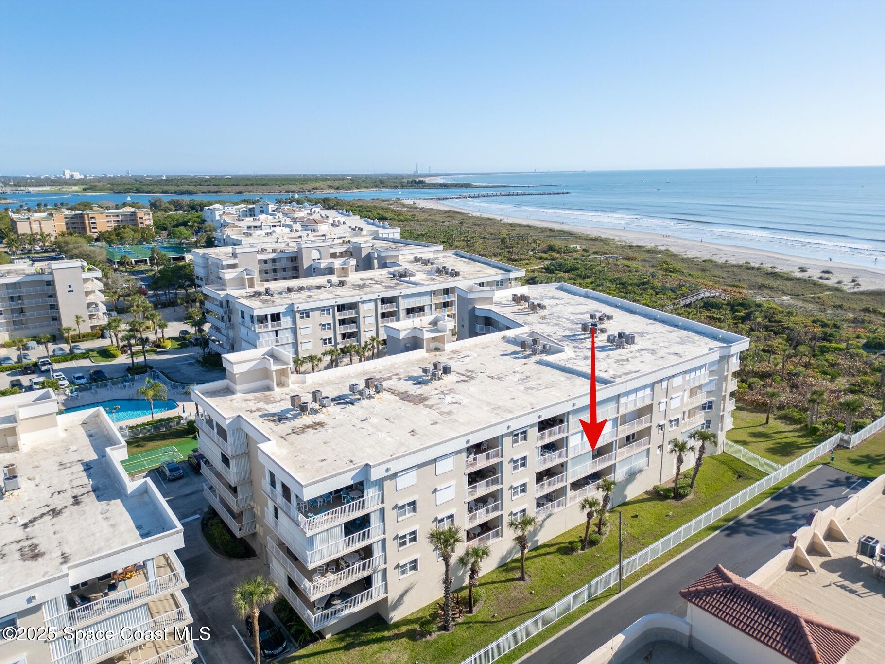 605 Shorewood Drive E306