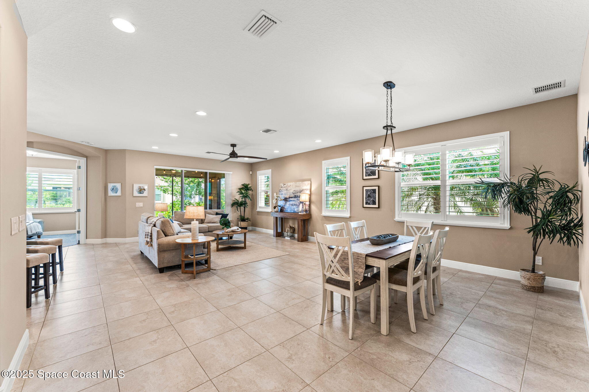 3387 Caviston Way