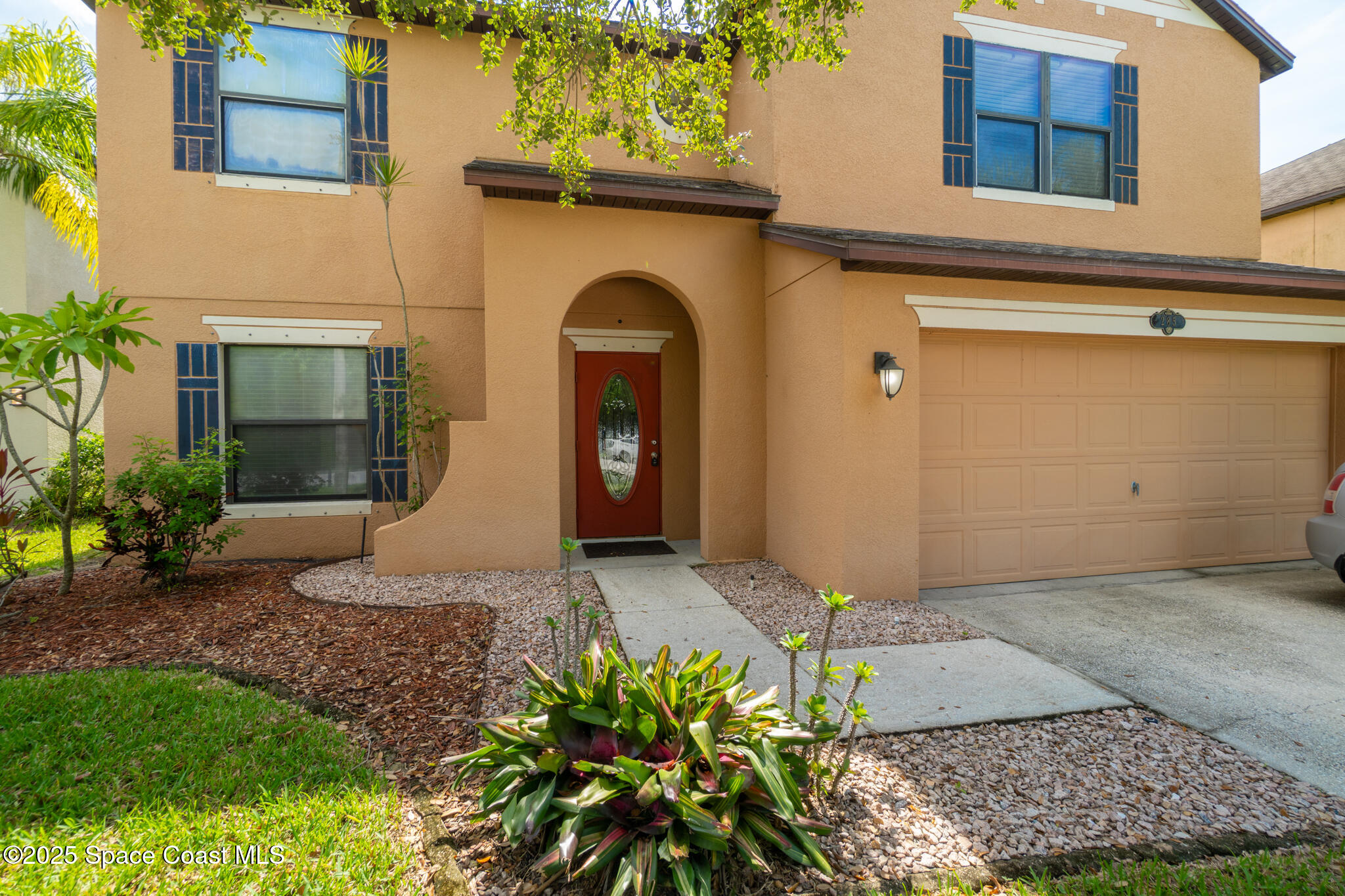 285 Dryden Circle
