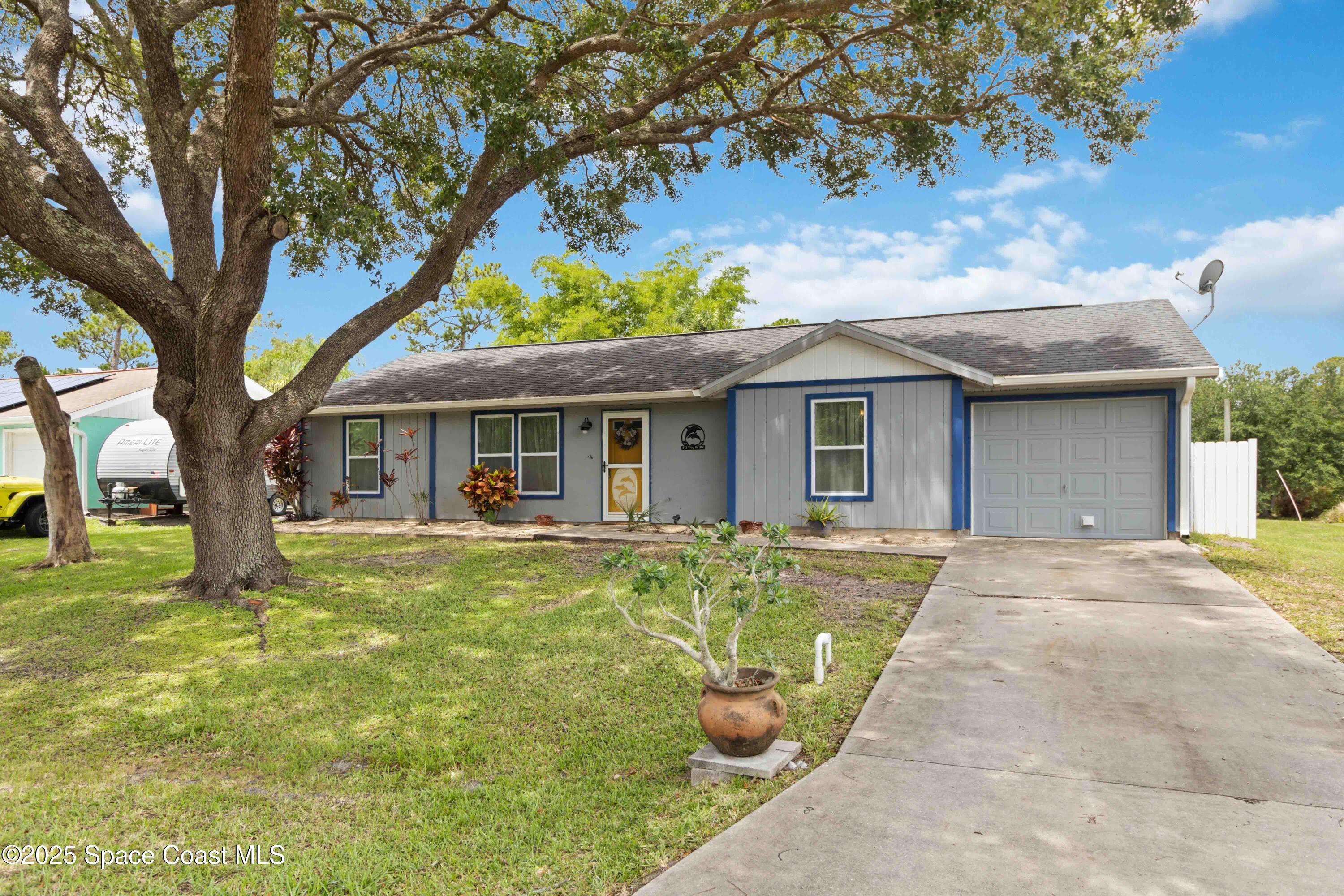 542 Troy Road SW
