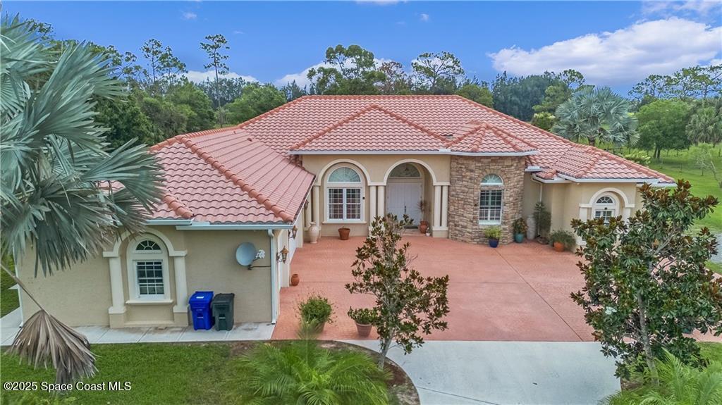 Fellsmere, Florida, 32948, United States, ,5 BathroomsBathrooms,Residential,Active,1867936