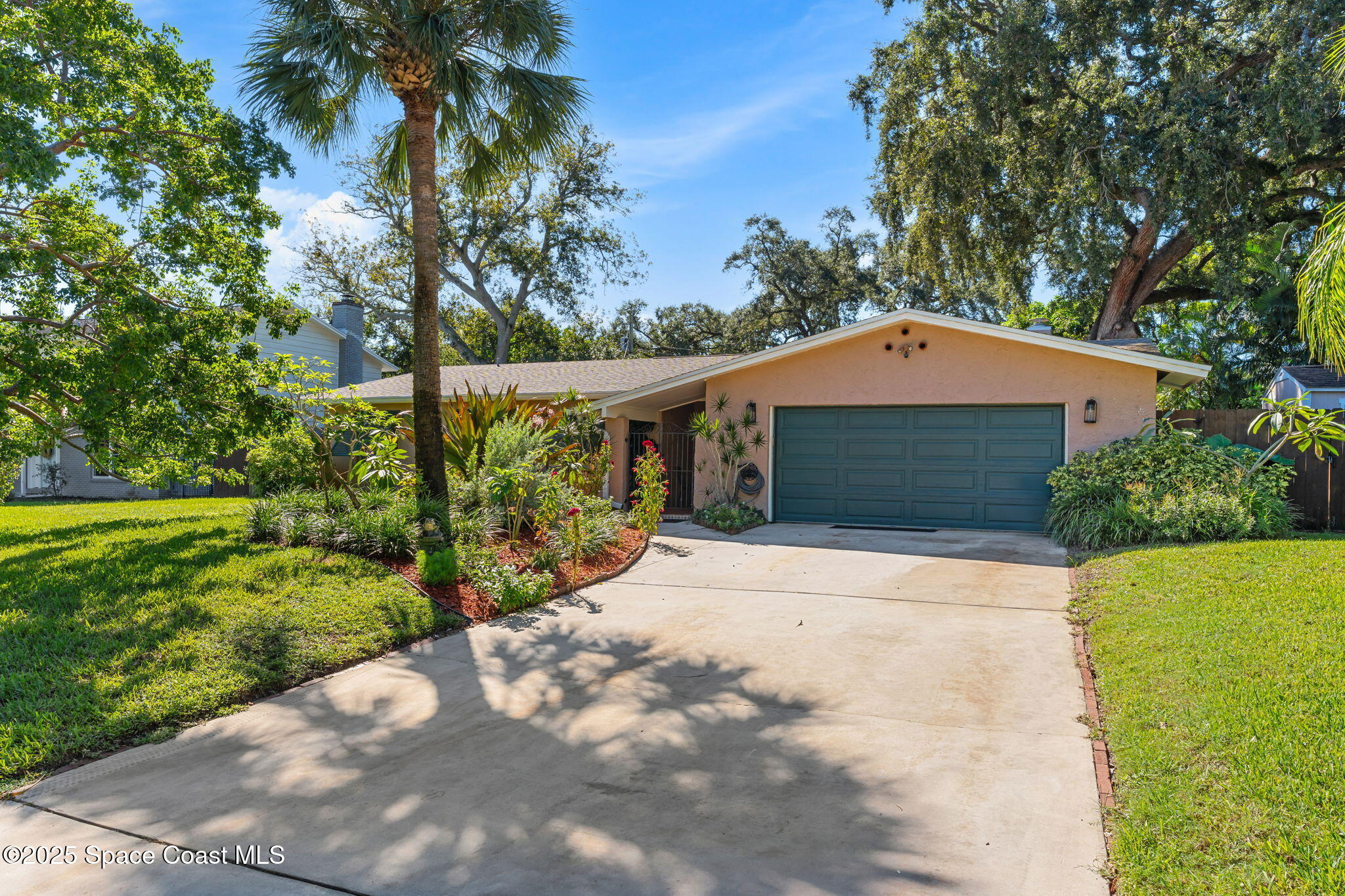 135 N Twin Lakes Road