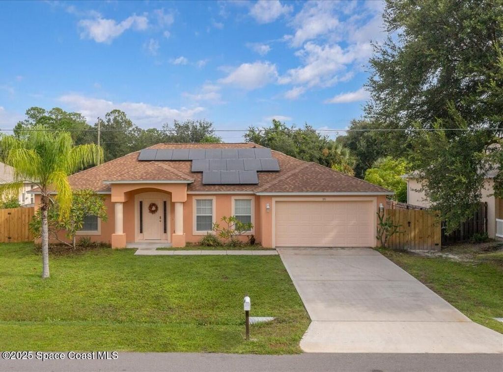 Photo of 391 Bougainvillea Street NW, Palm Bay, FL 32907 (MLS # 1057493)