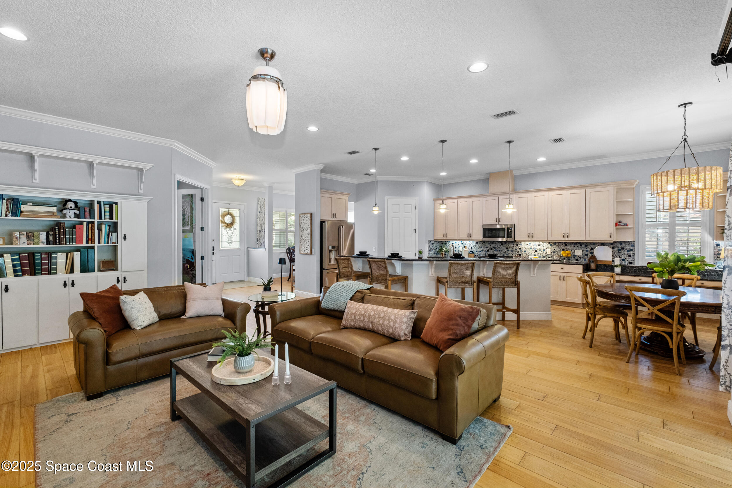 1162 Tralee Bay Avenue