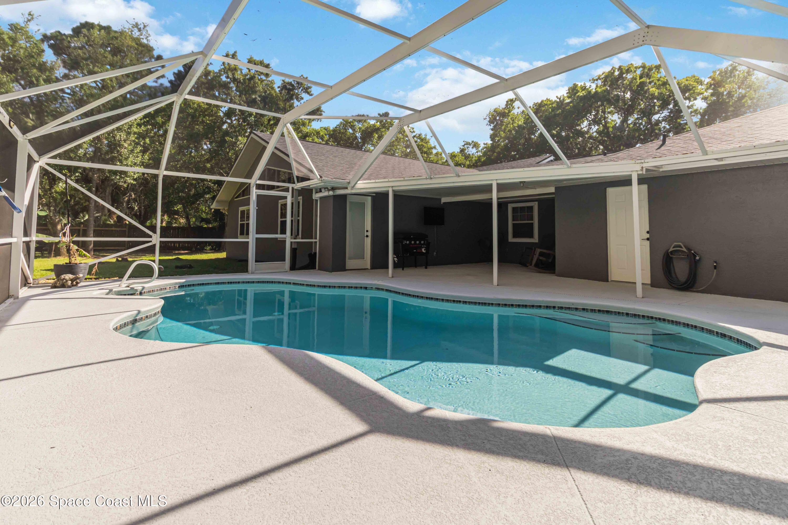 2125 Linrose Lane
