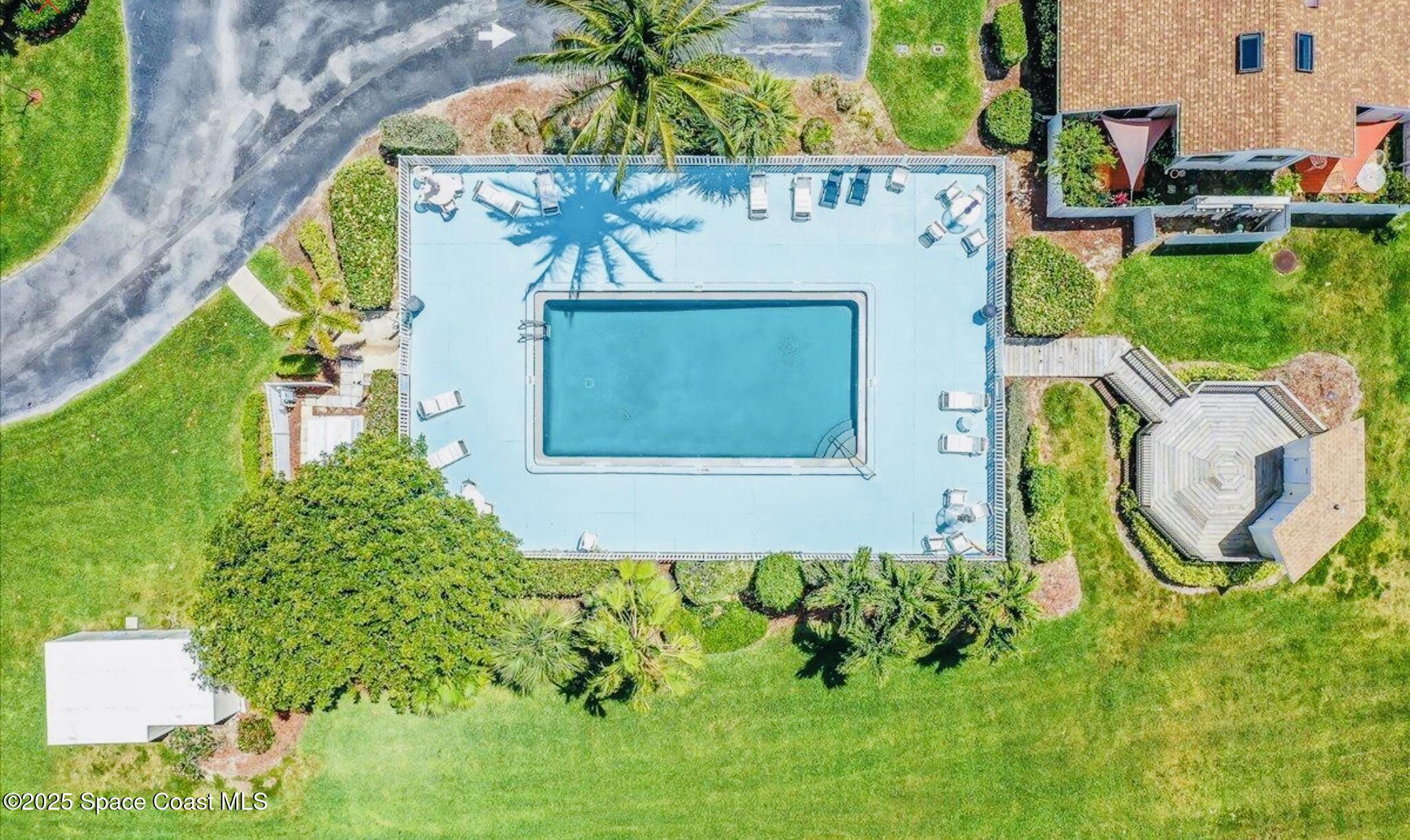 105 La Costa Street 5c