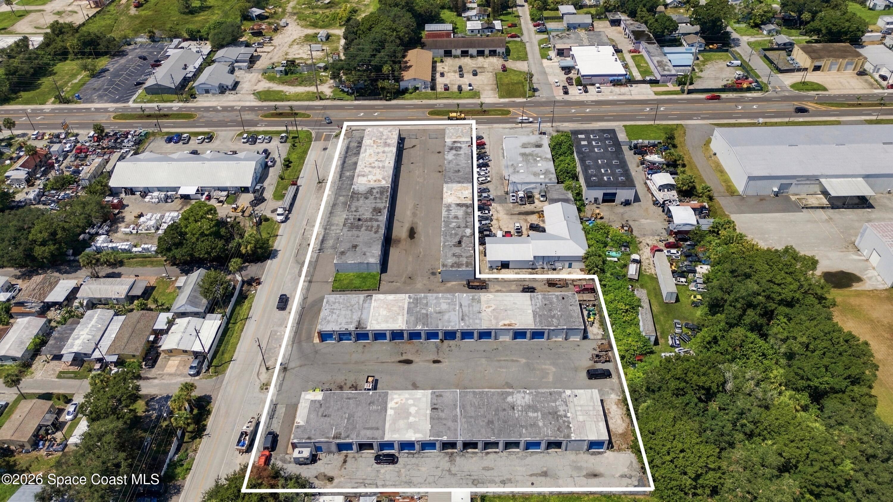 310, 300 Clearlake Road