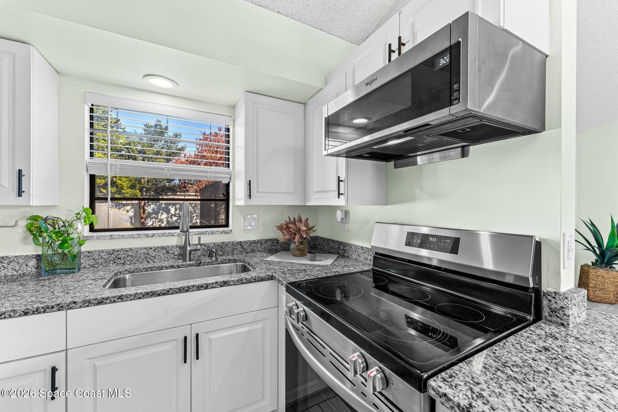 507 Vin Rose Circle SE