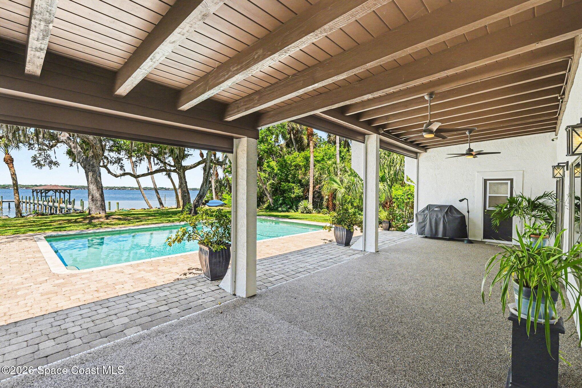 4137 Crooked Mile Road