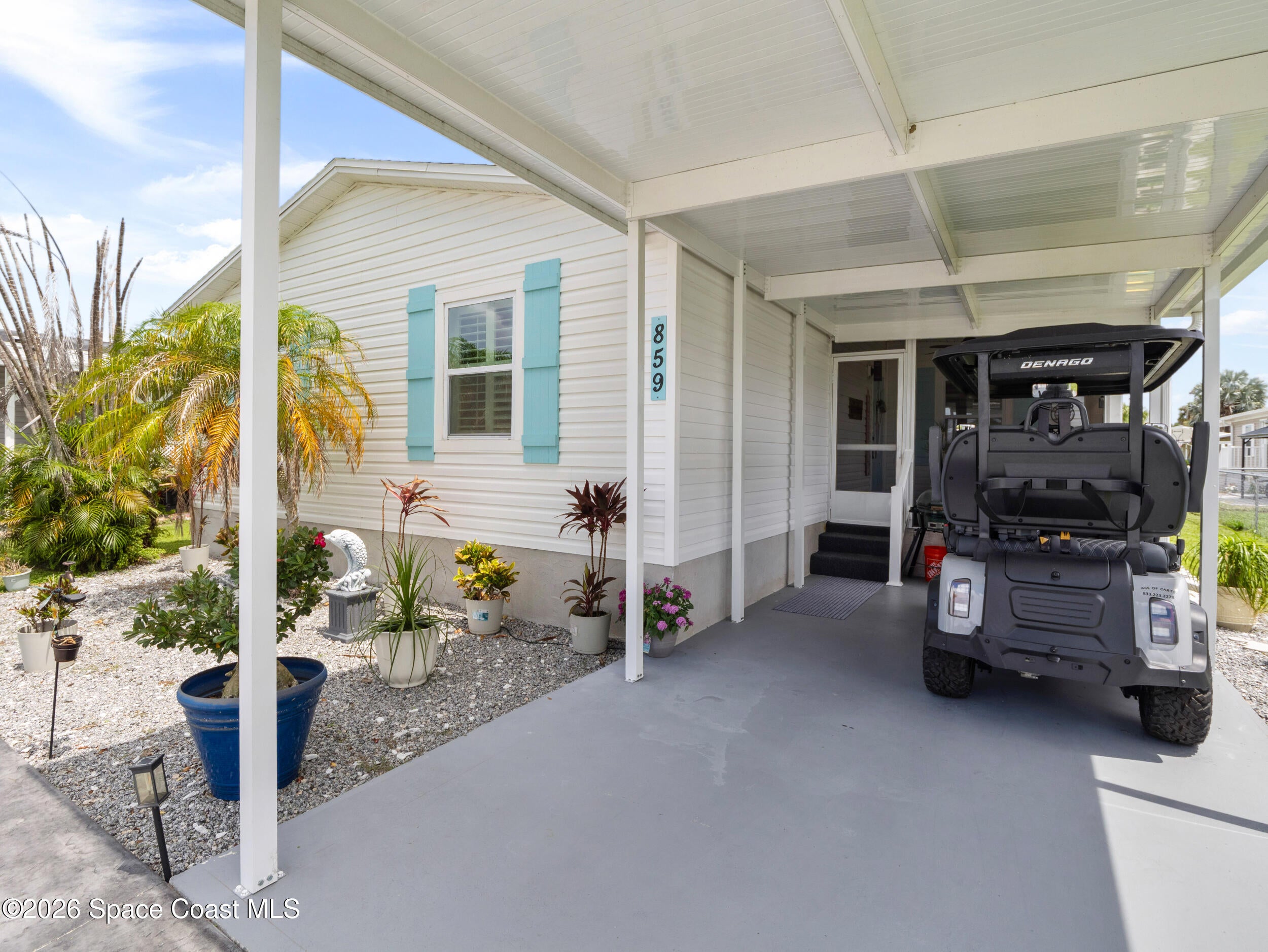 859 Laurel Circle