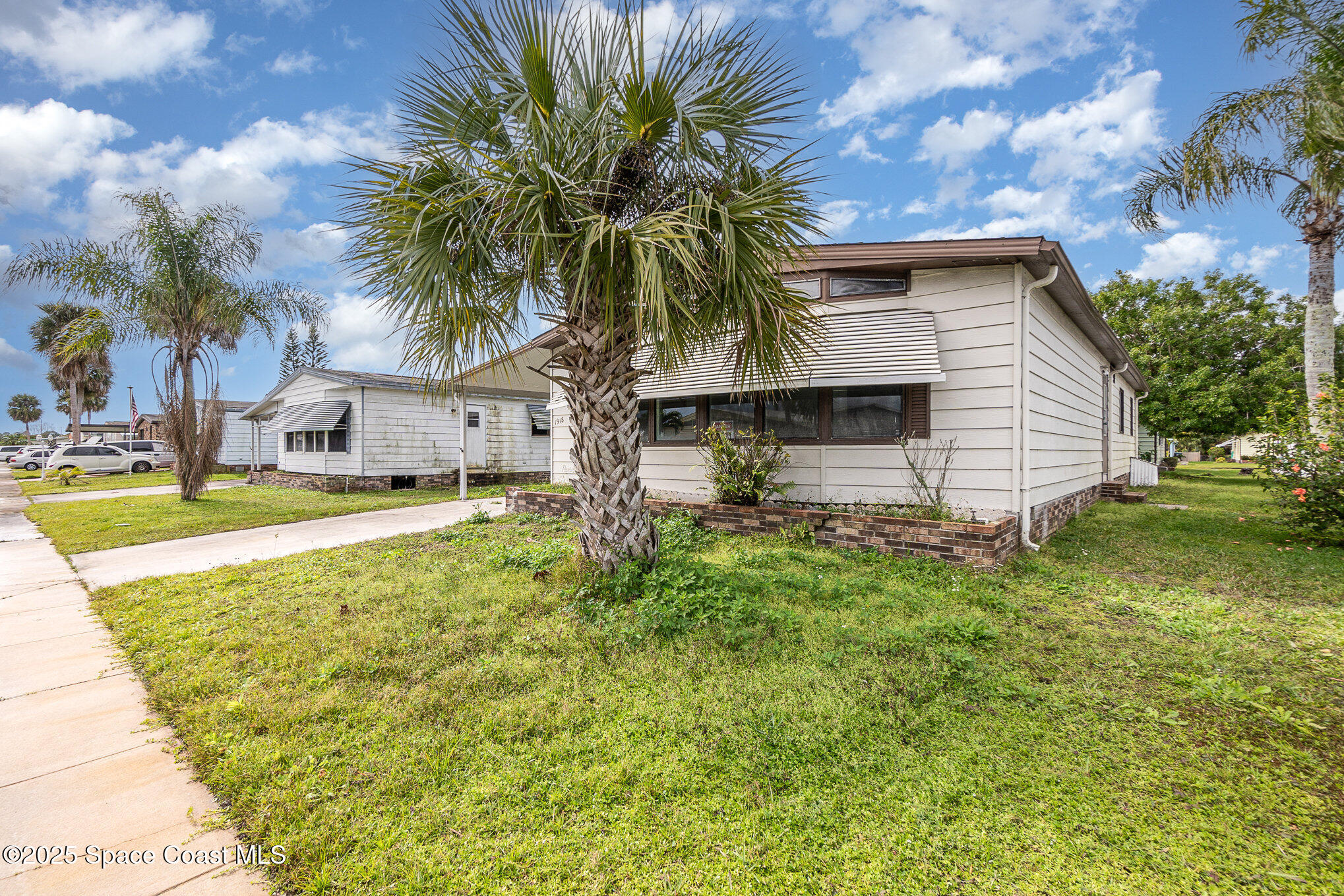 1918 Sago Palm Street NE