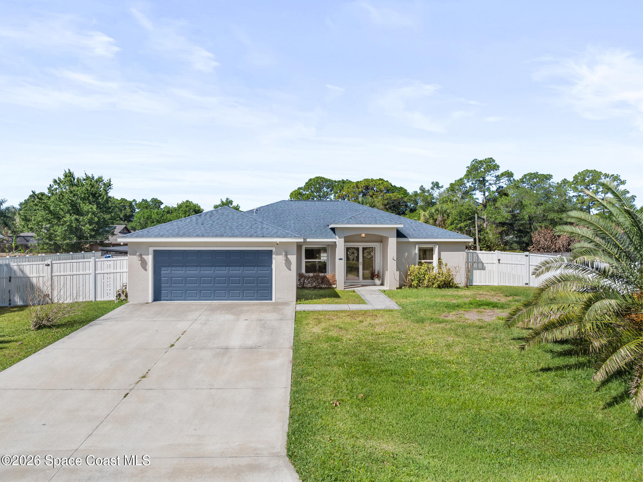 210 Pelican Drive NE