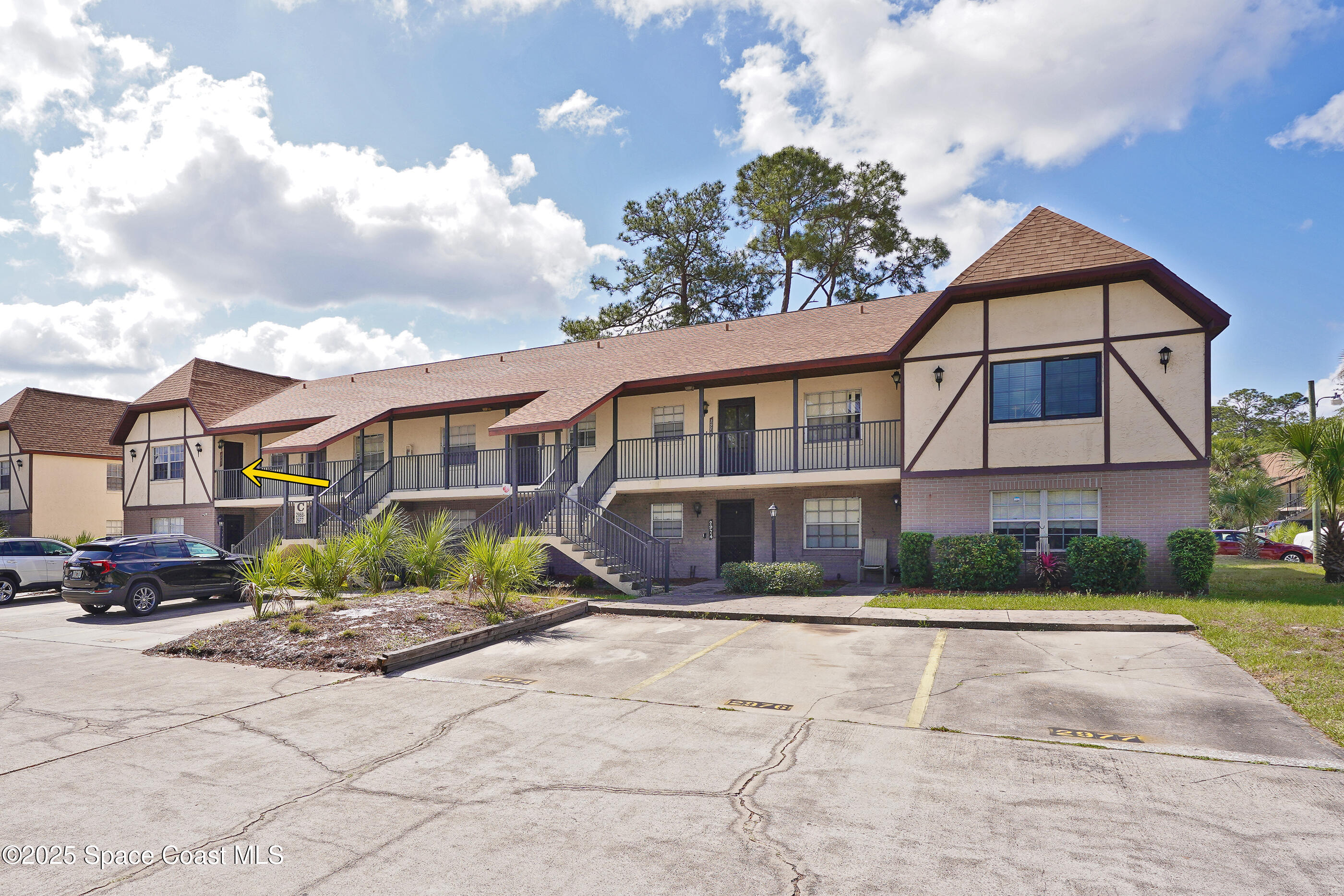 2969 Sir Hamilton Circle 6