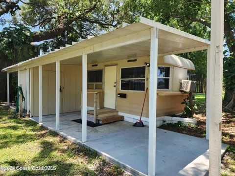 377 W Merritt Avenue, Merritt Island, FL 32953 - #: 1027584
