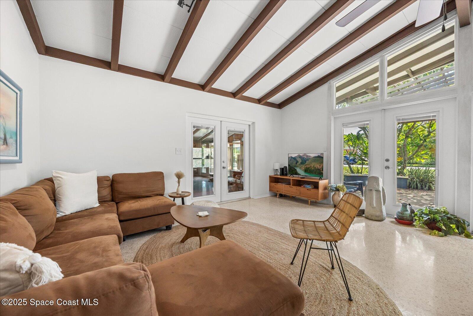 936 Santa Cruz Road