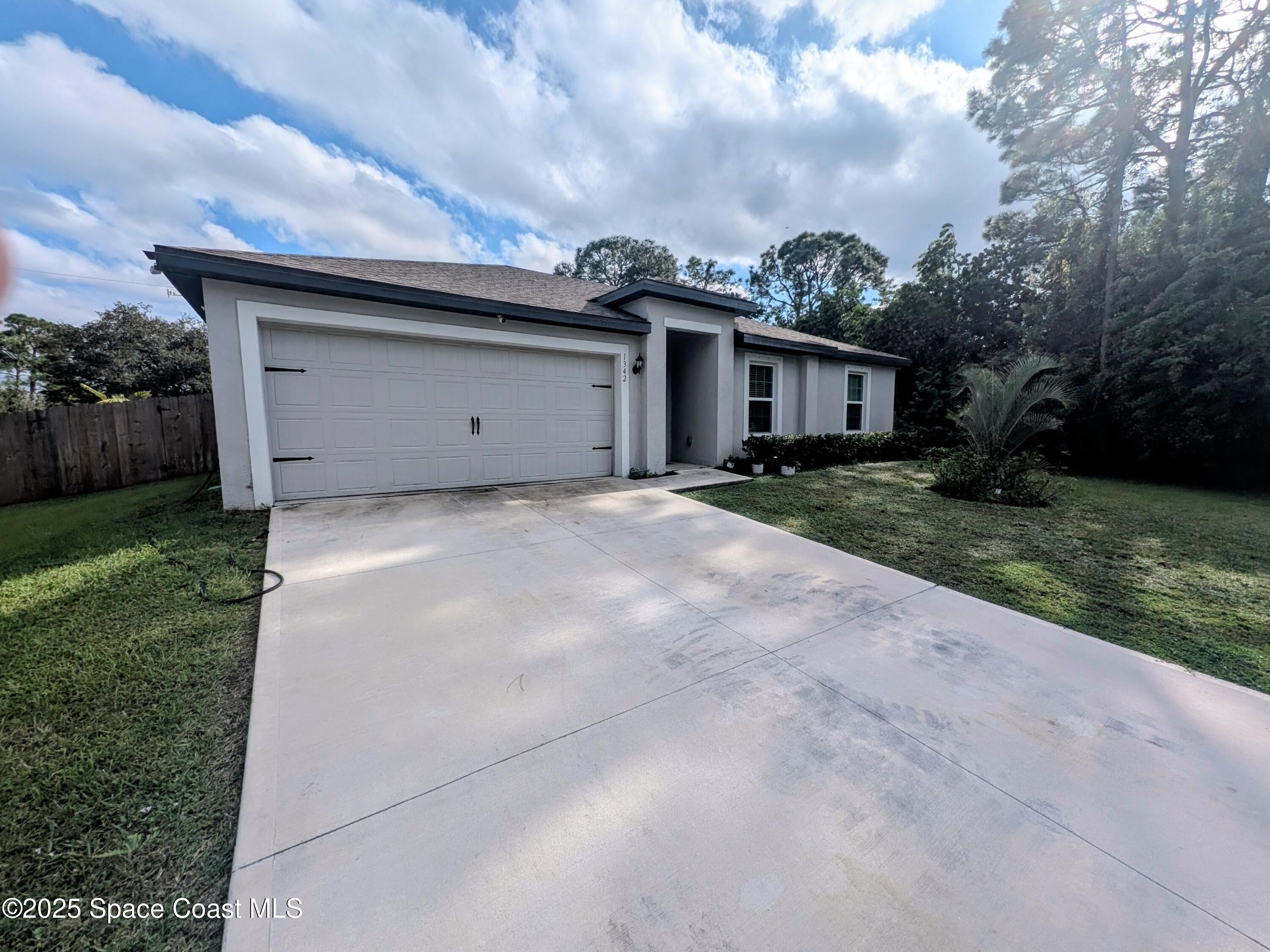 1342 Valencia Street SE