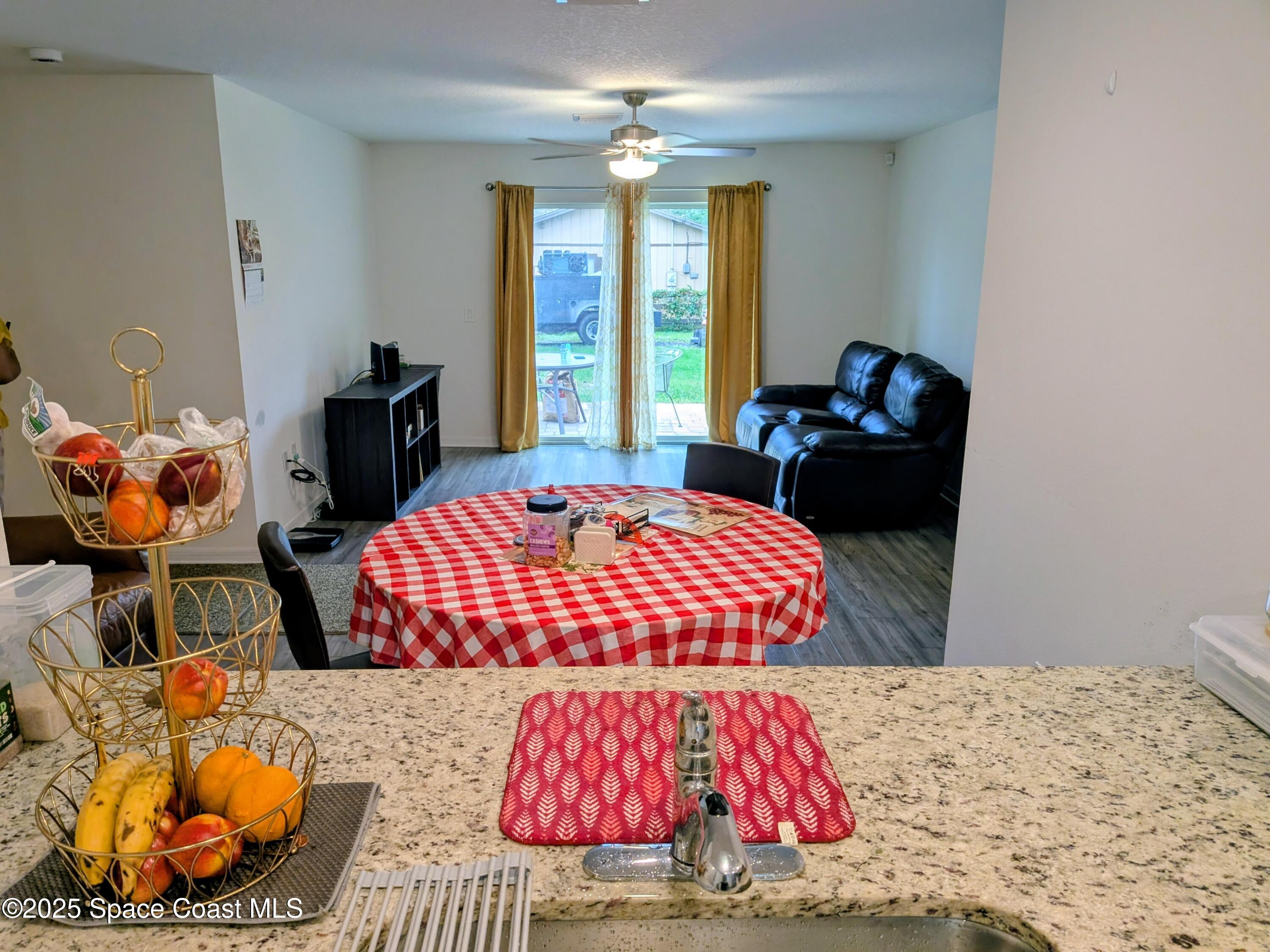 1342 Valencia Street SE