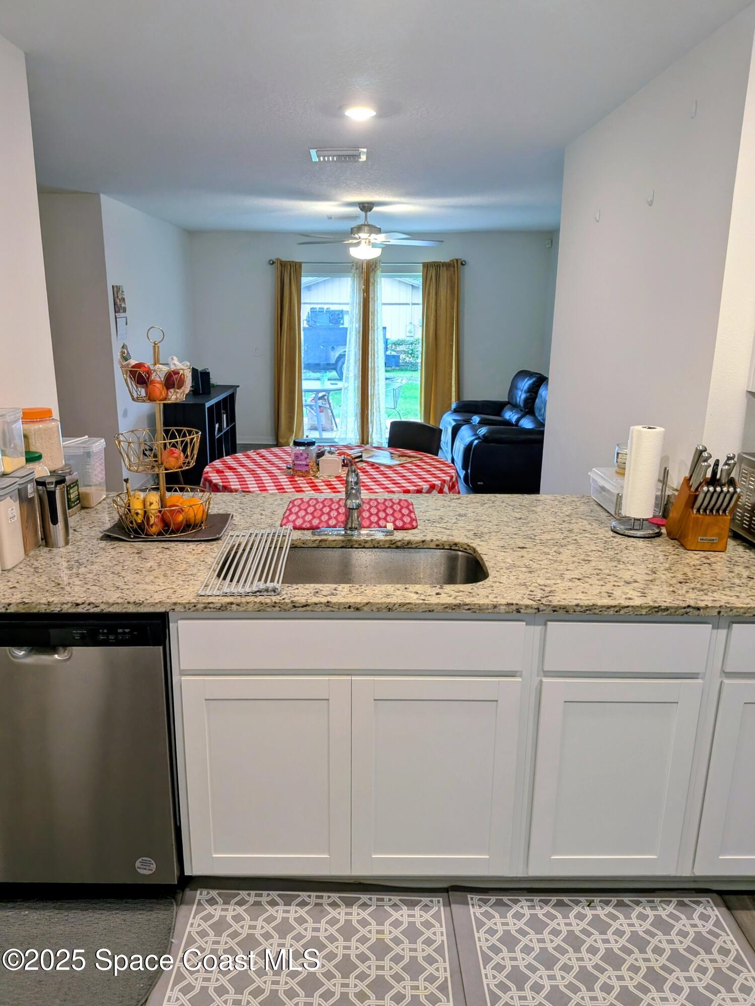 1342 Valencia Street SE