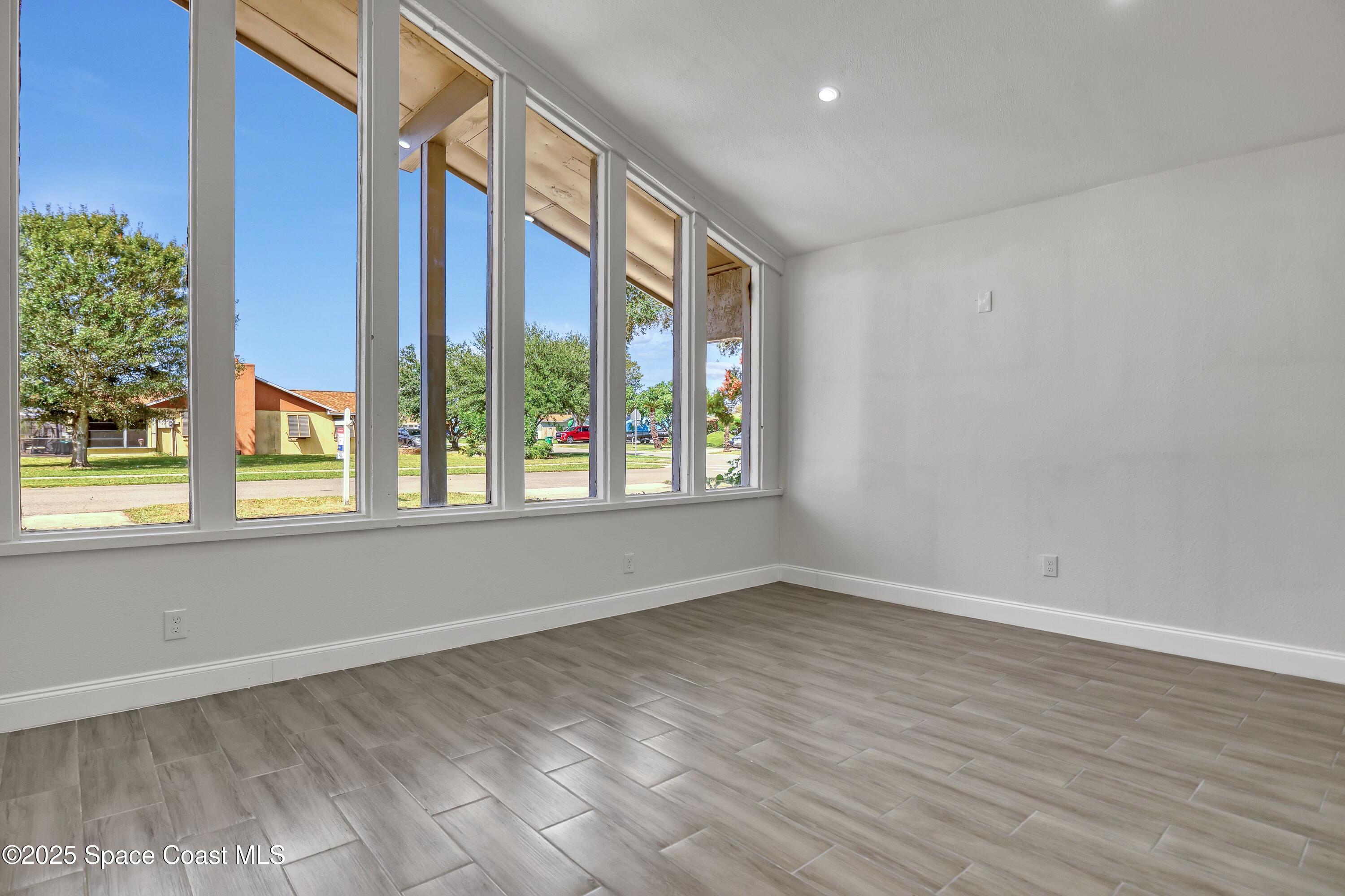 2270 Queen Anne Street