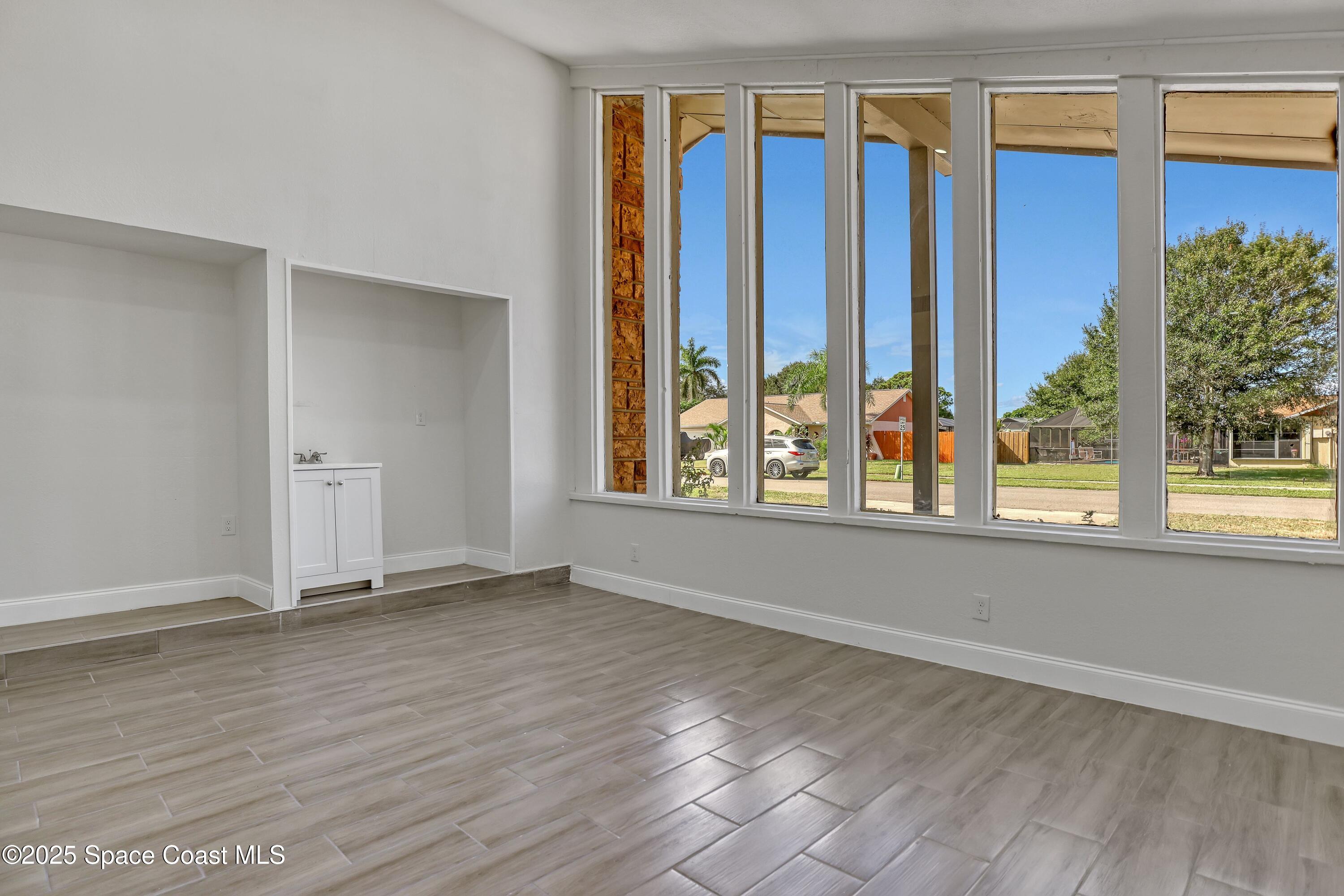 2270 Queen Anne Street