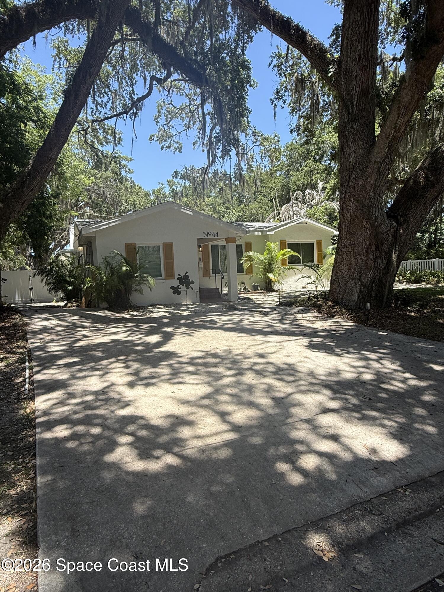 44 Littlejohn Lane