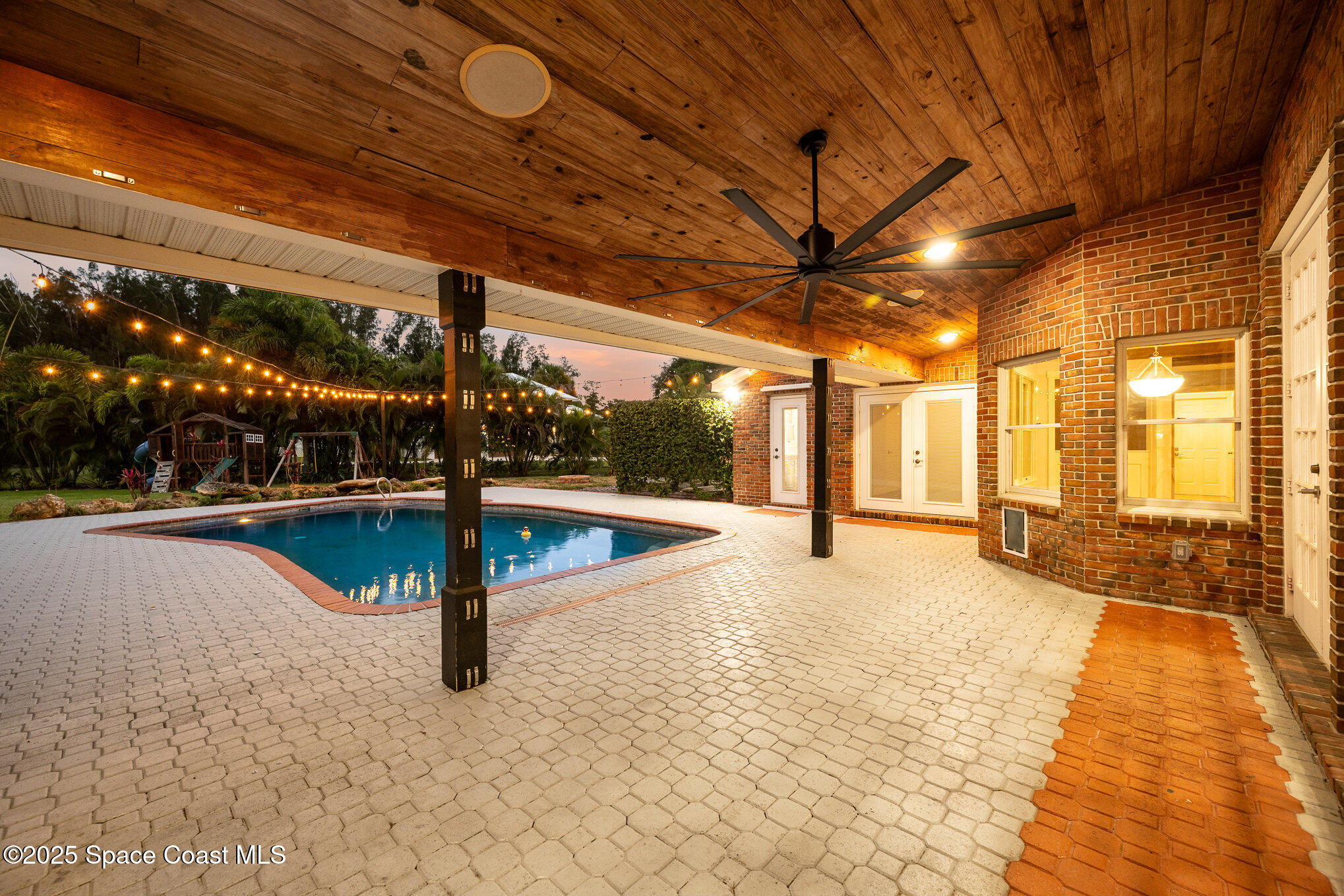 140 Crispin Street