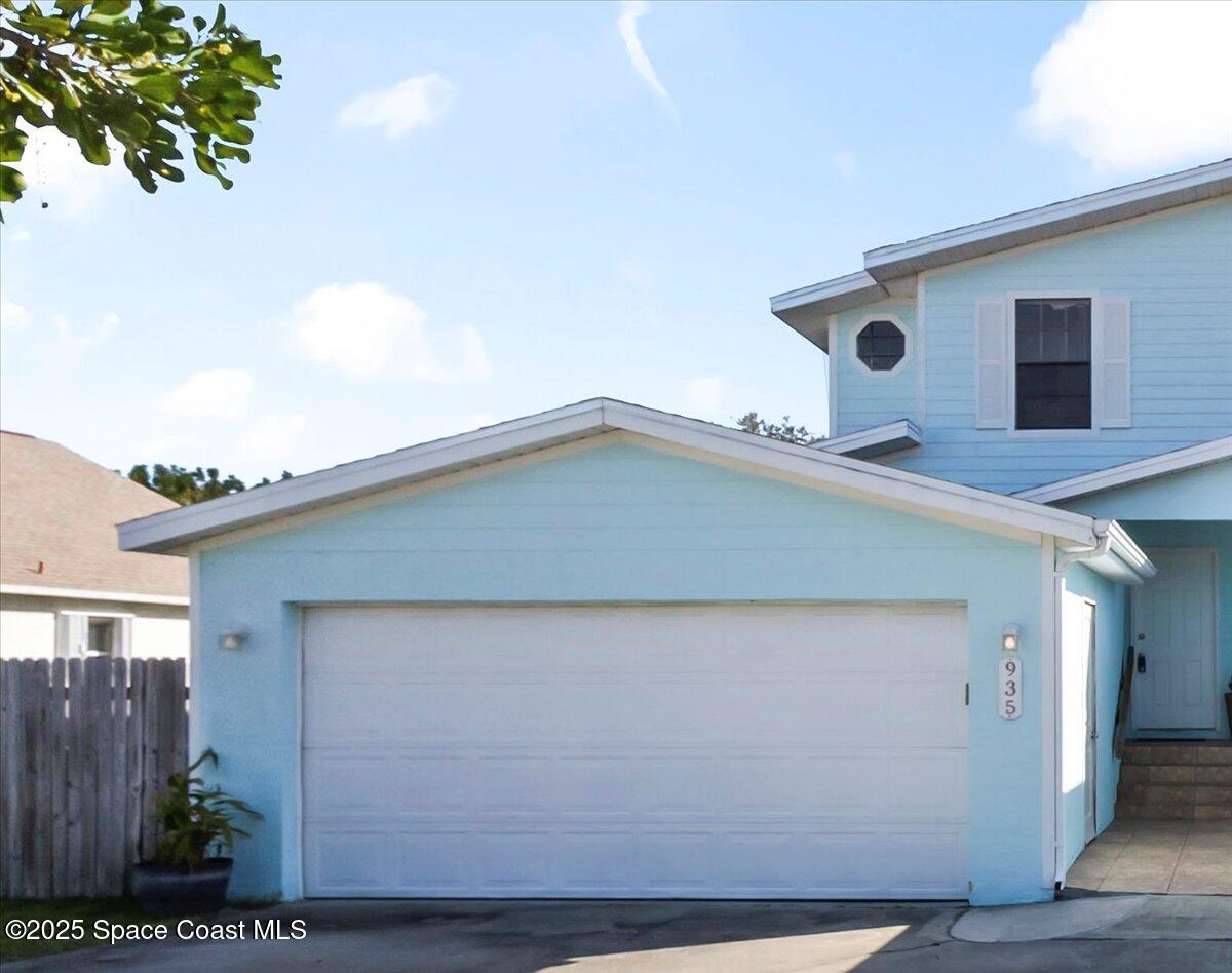 935 & 937 S Patrick Drive