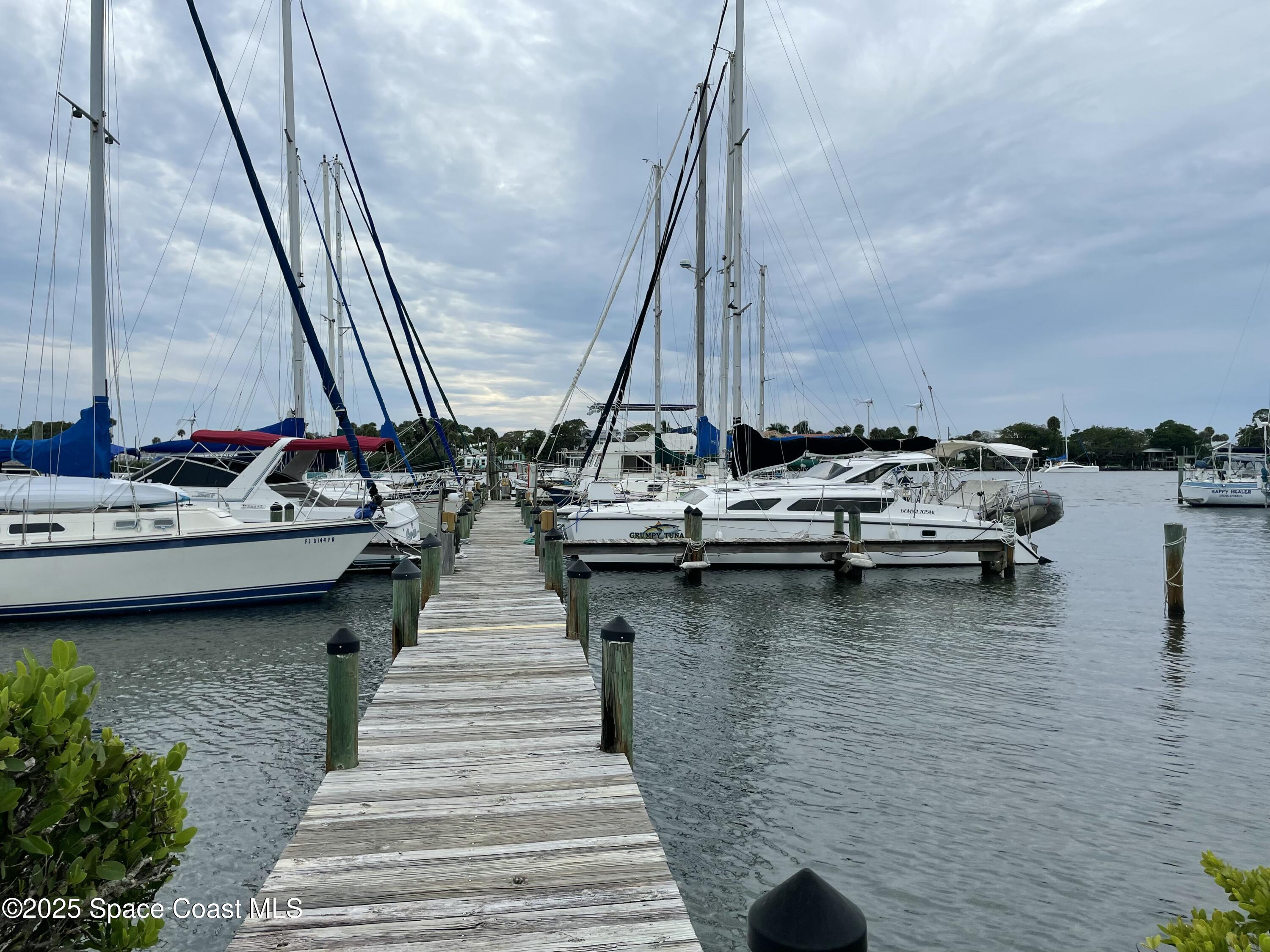 12 Marina Isles Boulevard